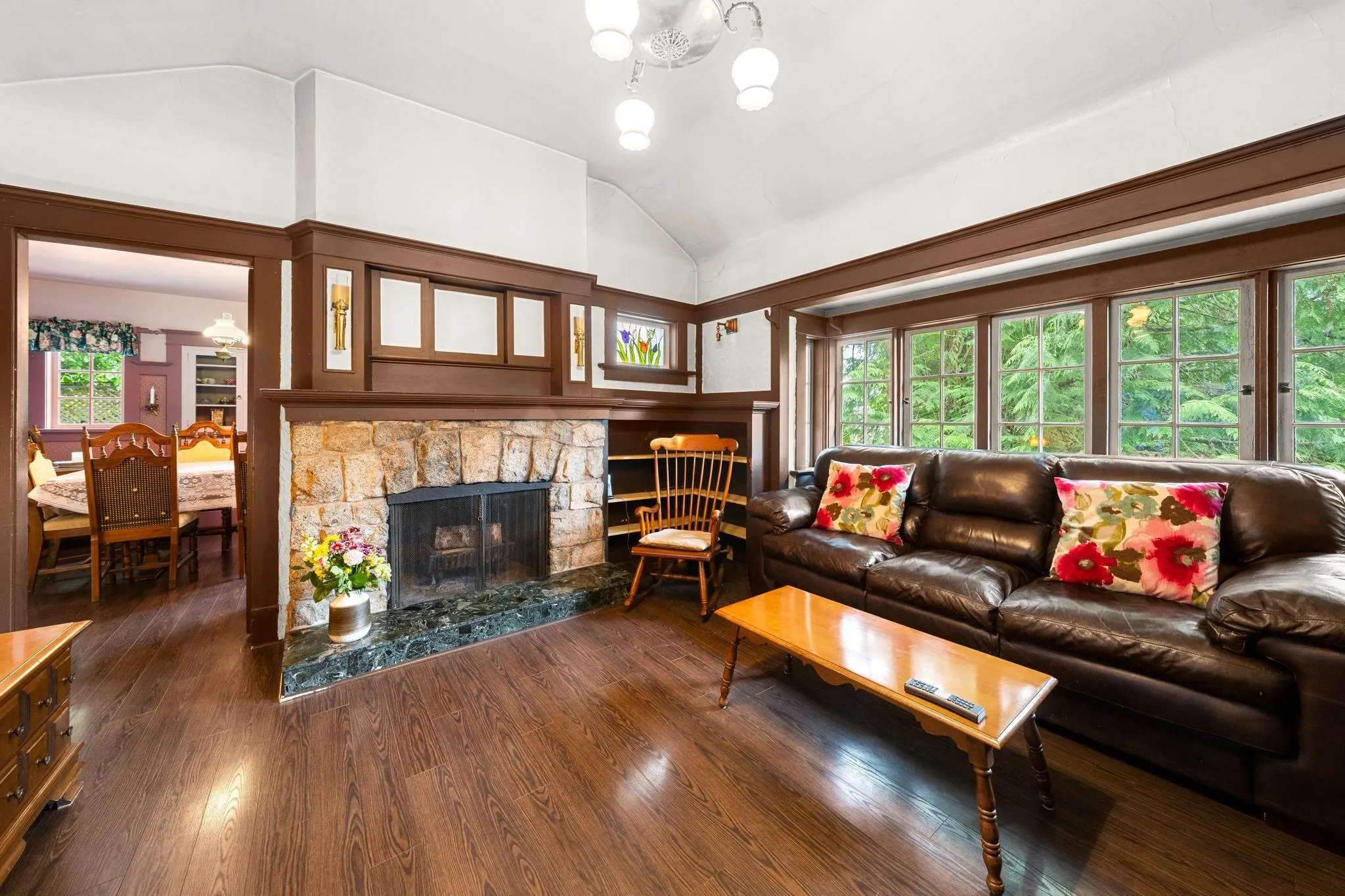 338 E Osborne Road