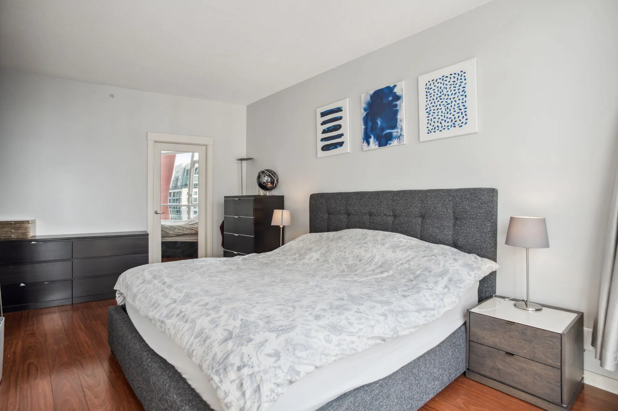 2901 1189 Melville Street