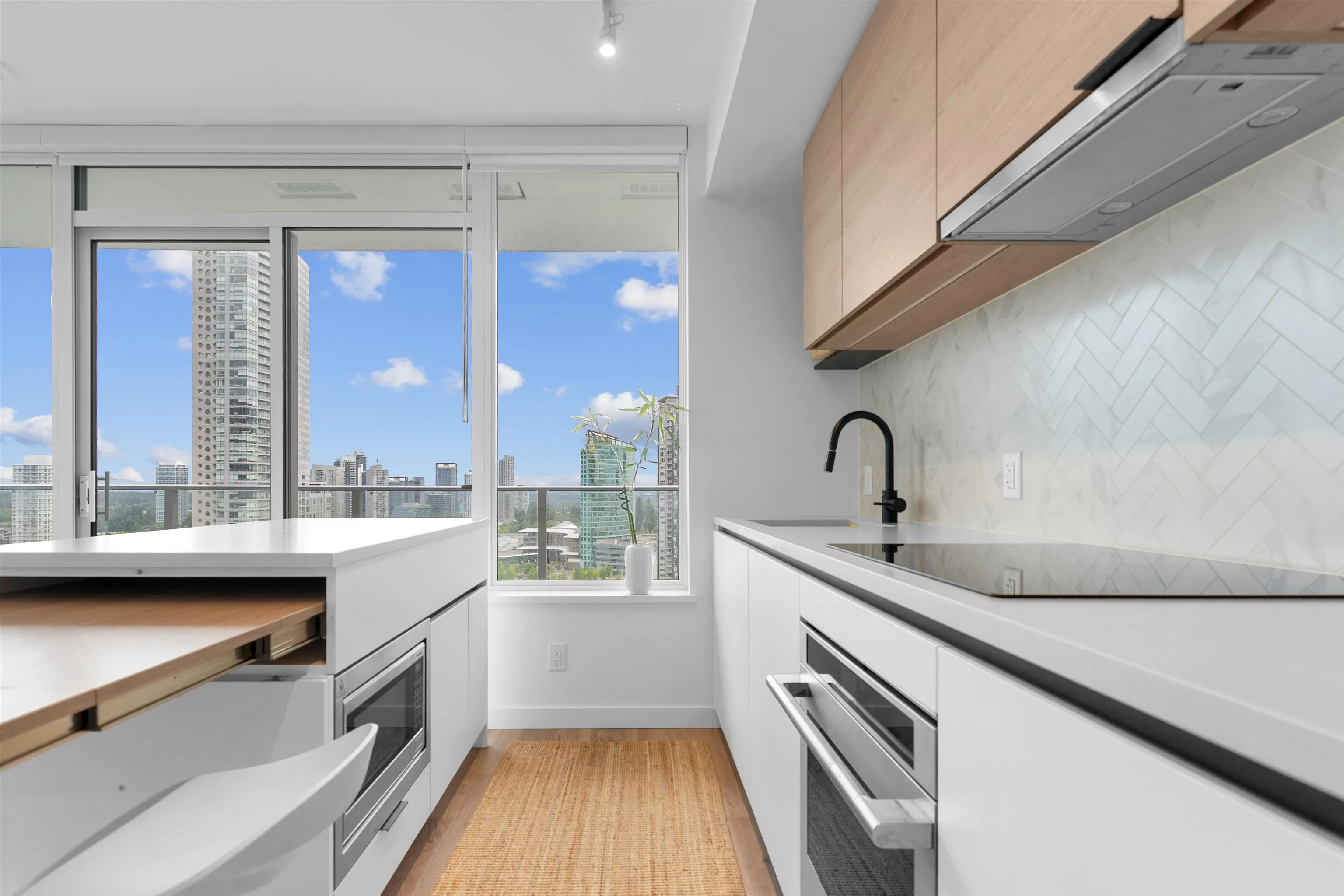 2508 13428 105 Avenue