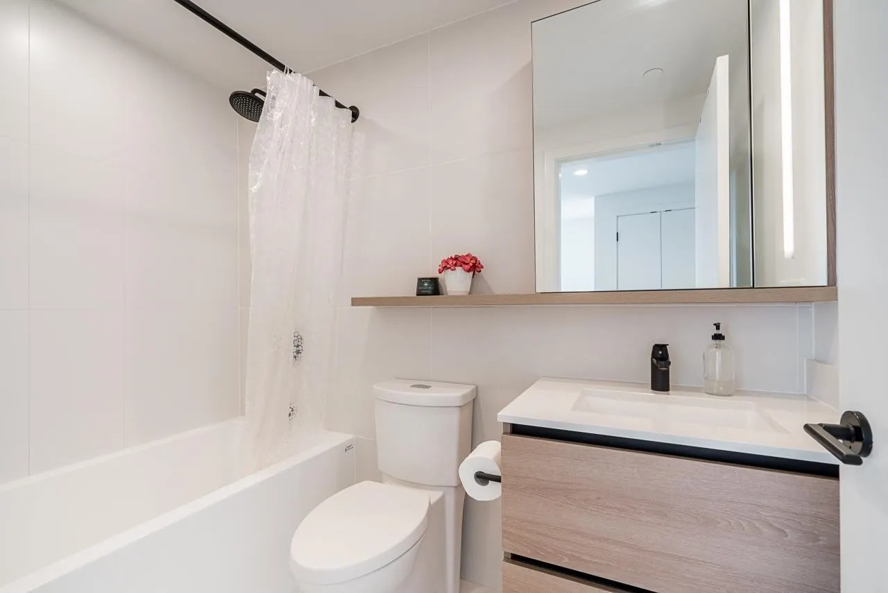 2508 13428 105 Avenue