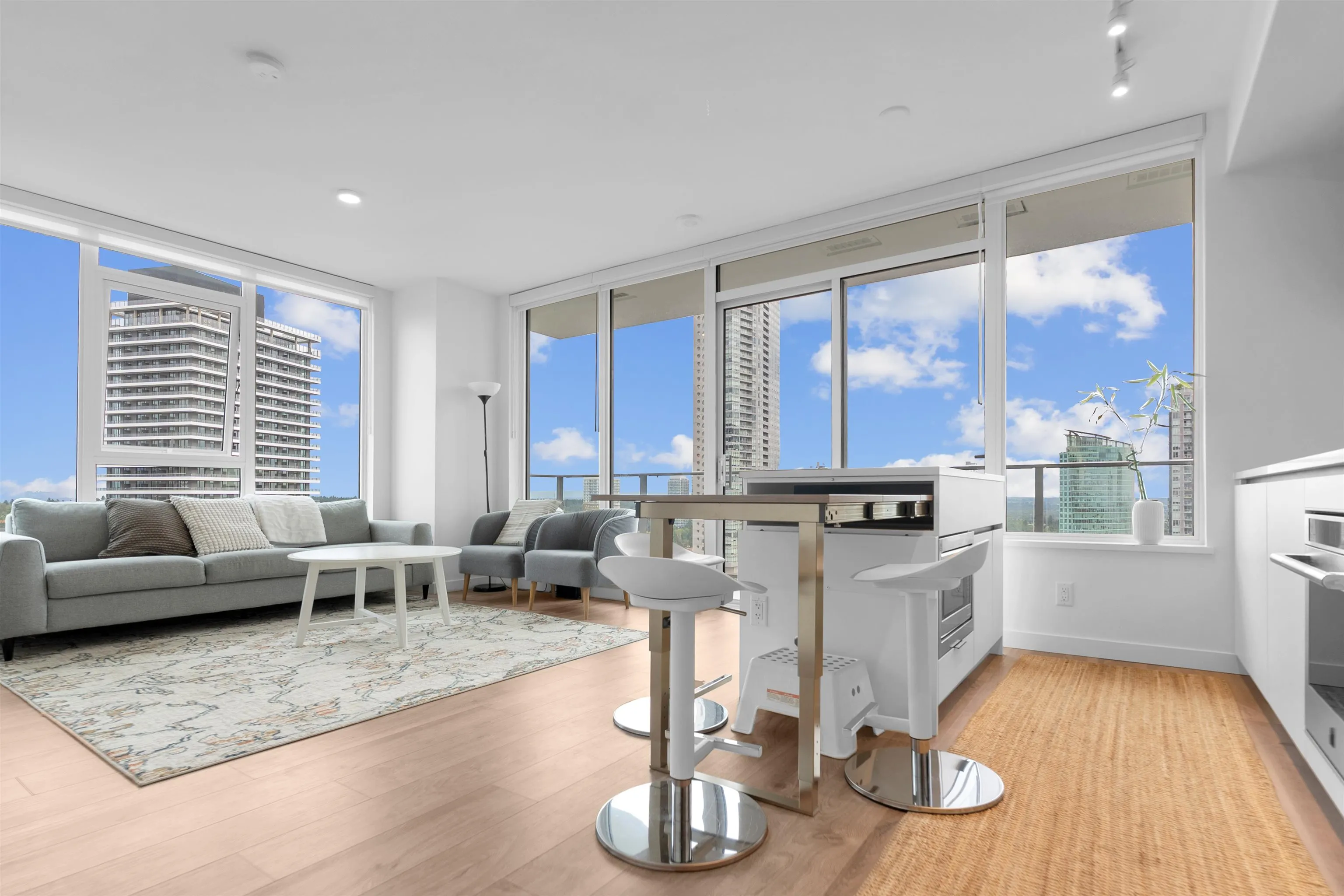 2508 13428 105 Avenue