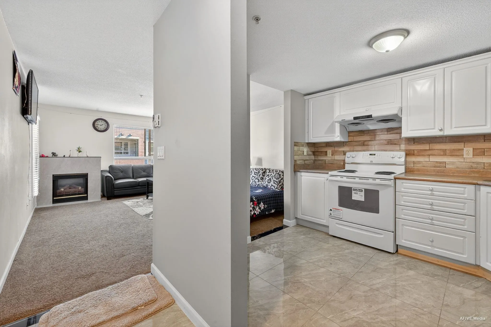 306 13780 76 Avenue