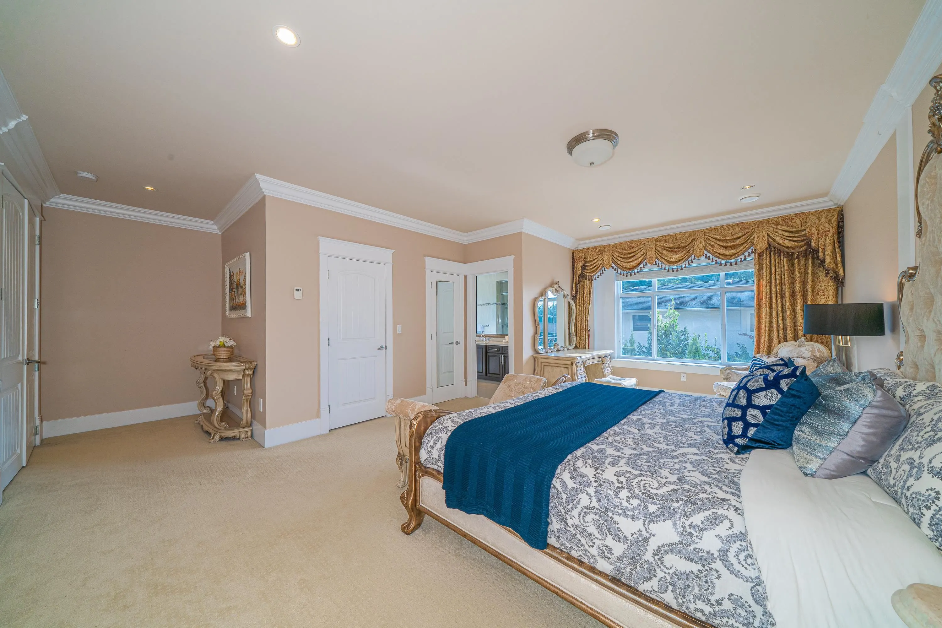 8360 Robinson Road