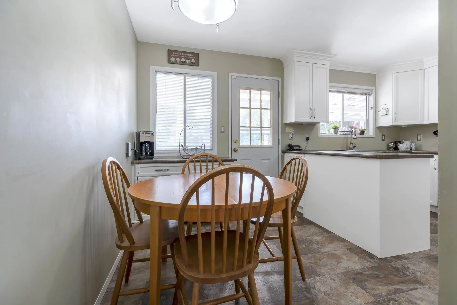 2634 Valemont Crescent