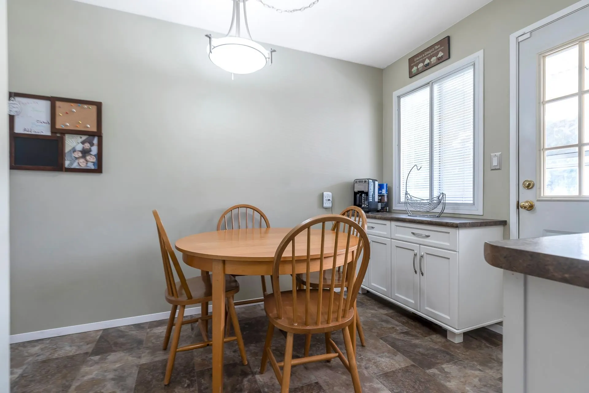 2634 Valemont Crescent