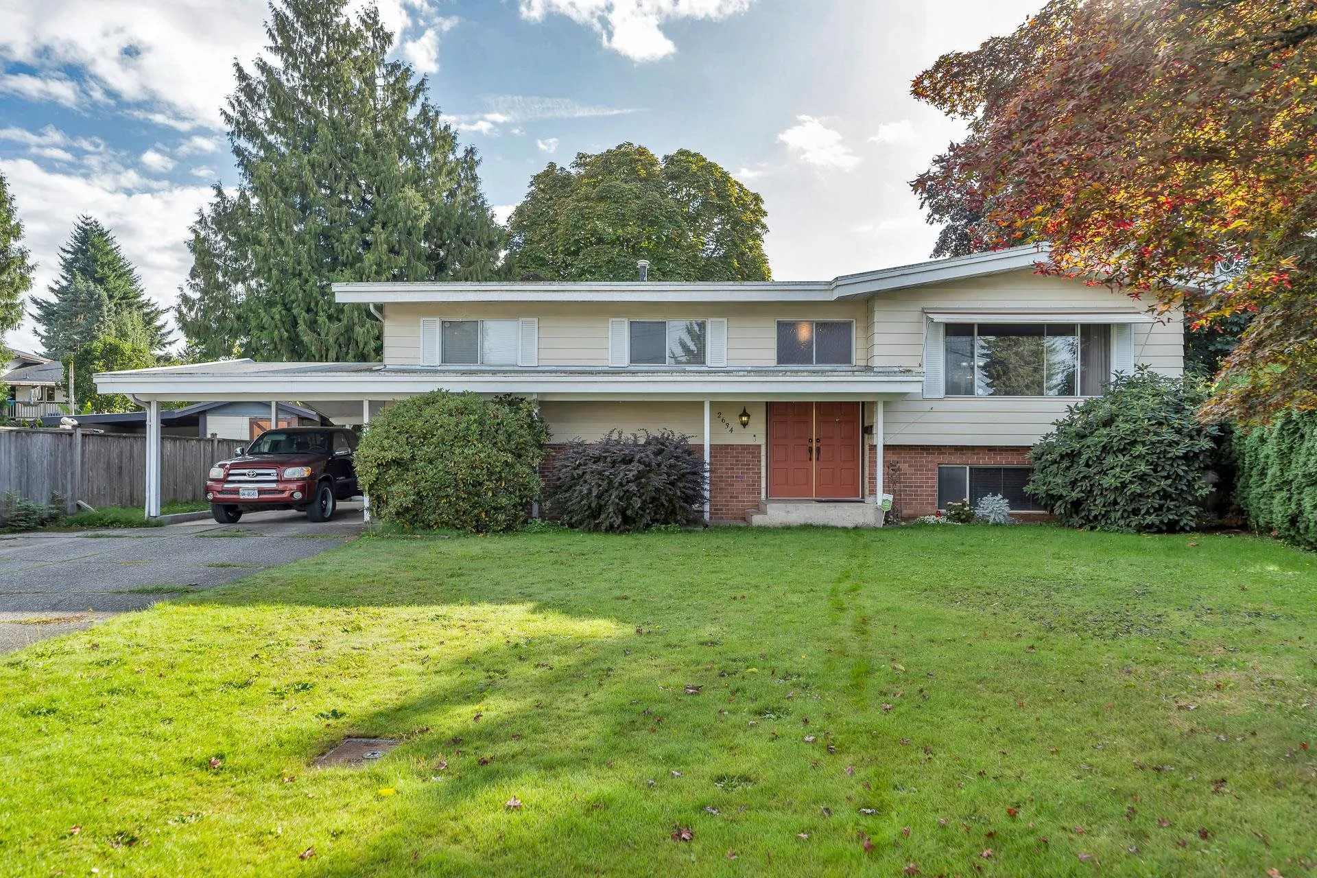 2634 Valemont Crescent