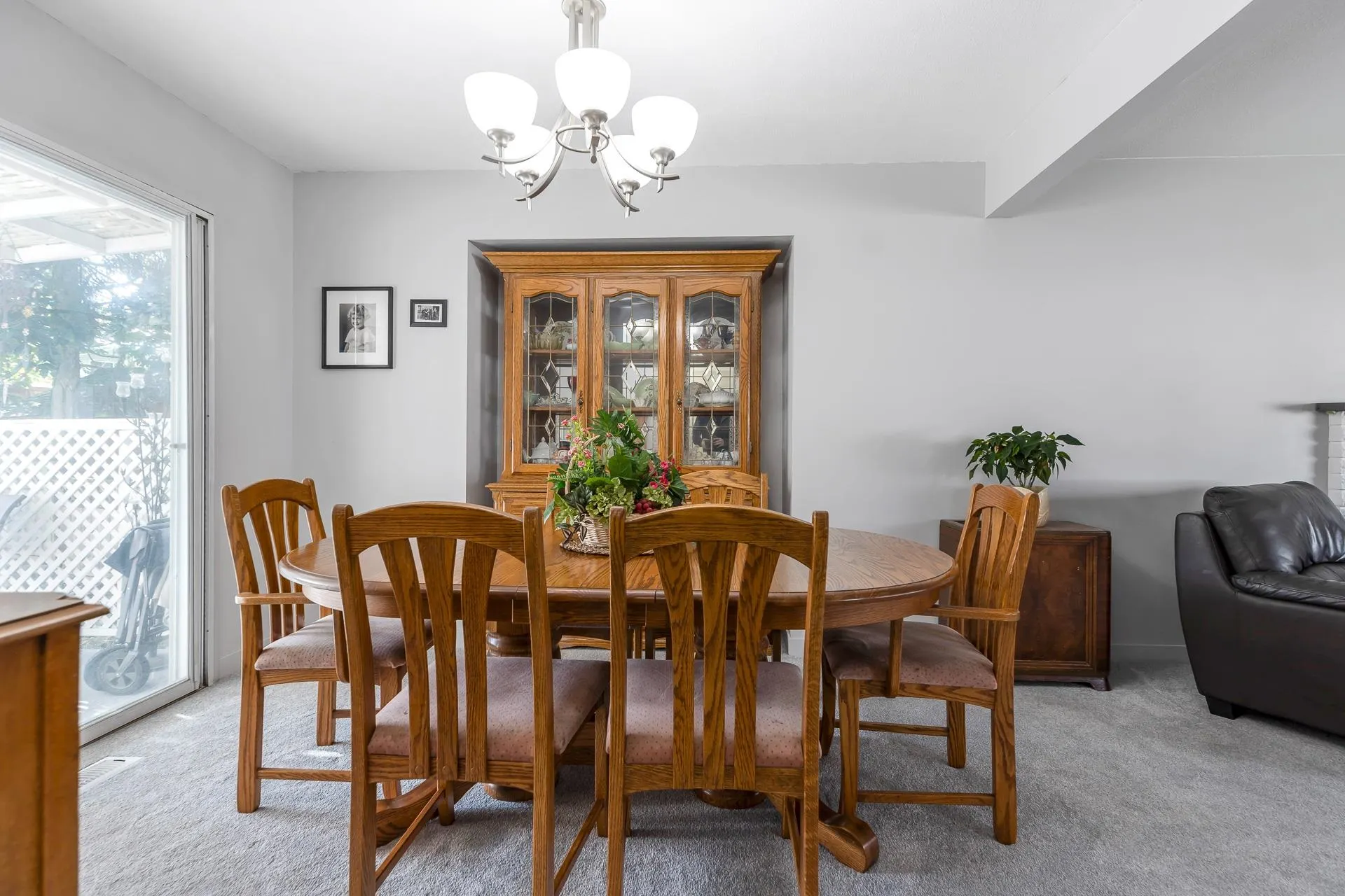 2634 Valemont Crescent
