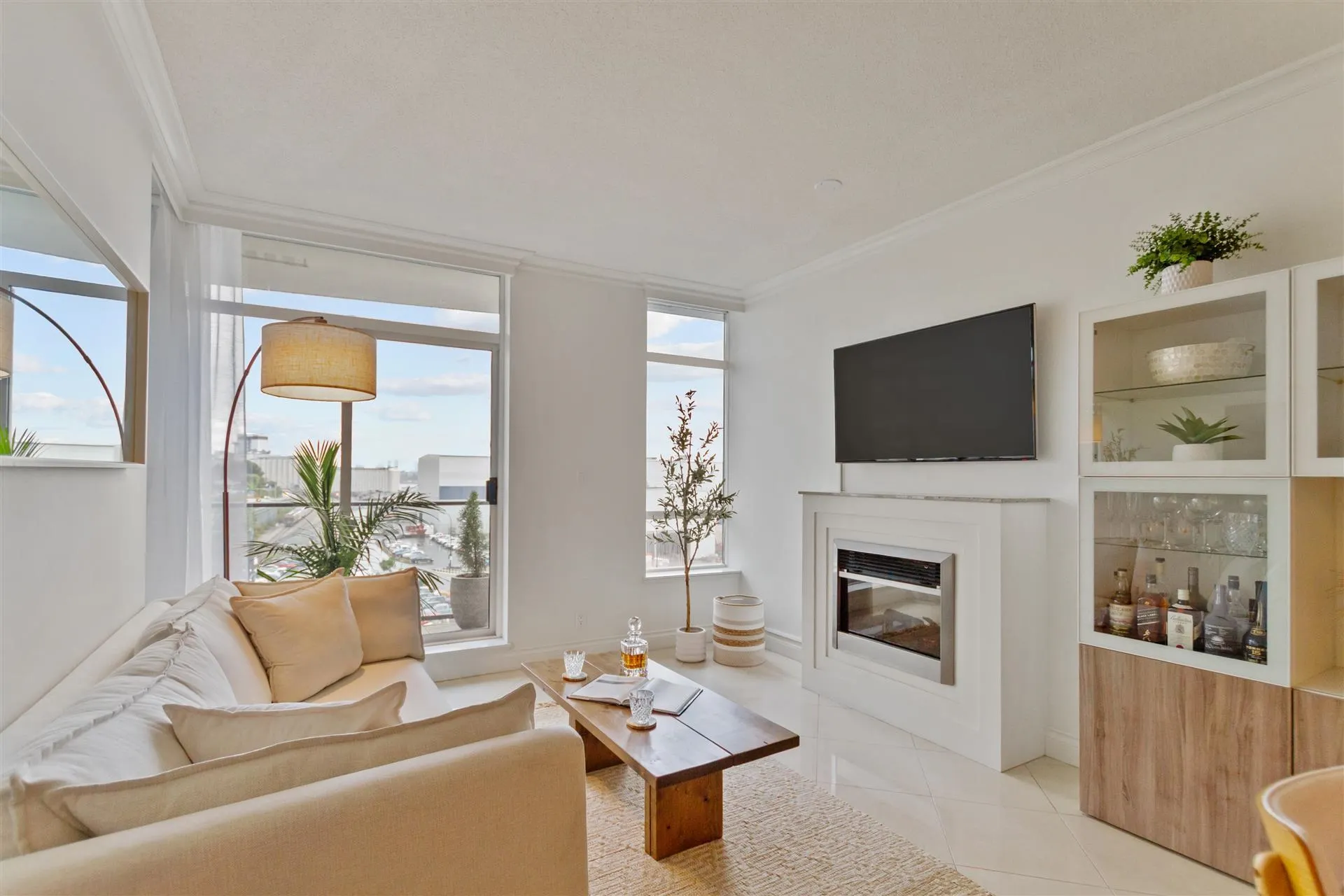 603 172 Victory Ship Way