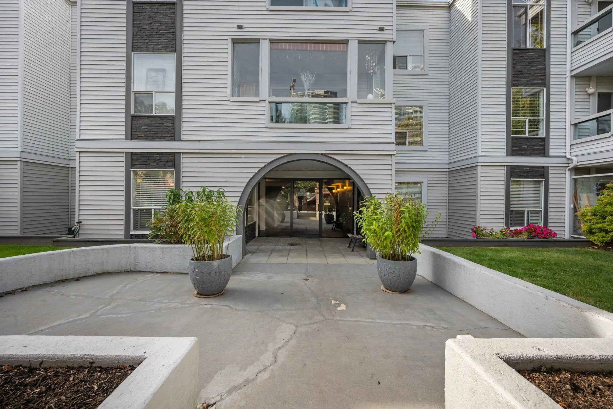 103 1473 Blackwood Street