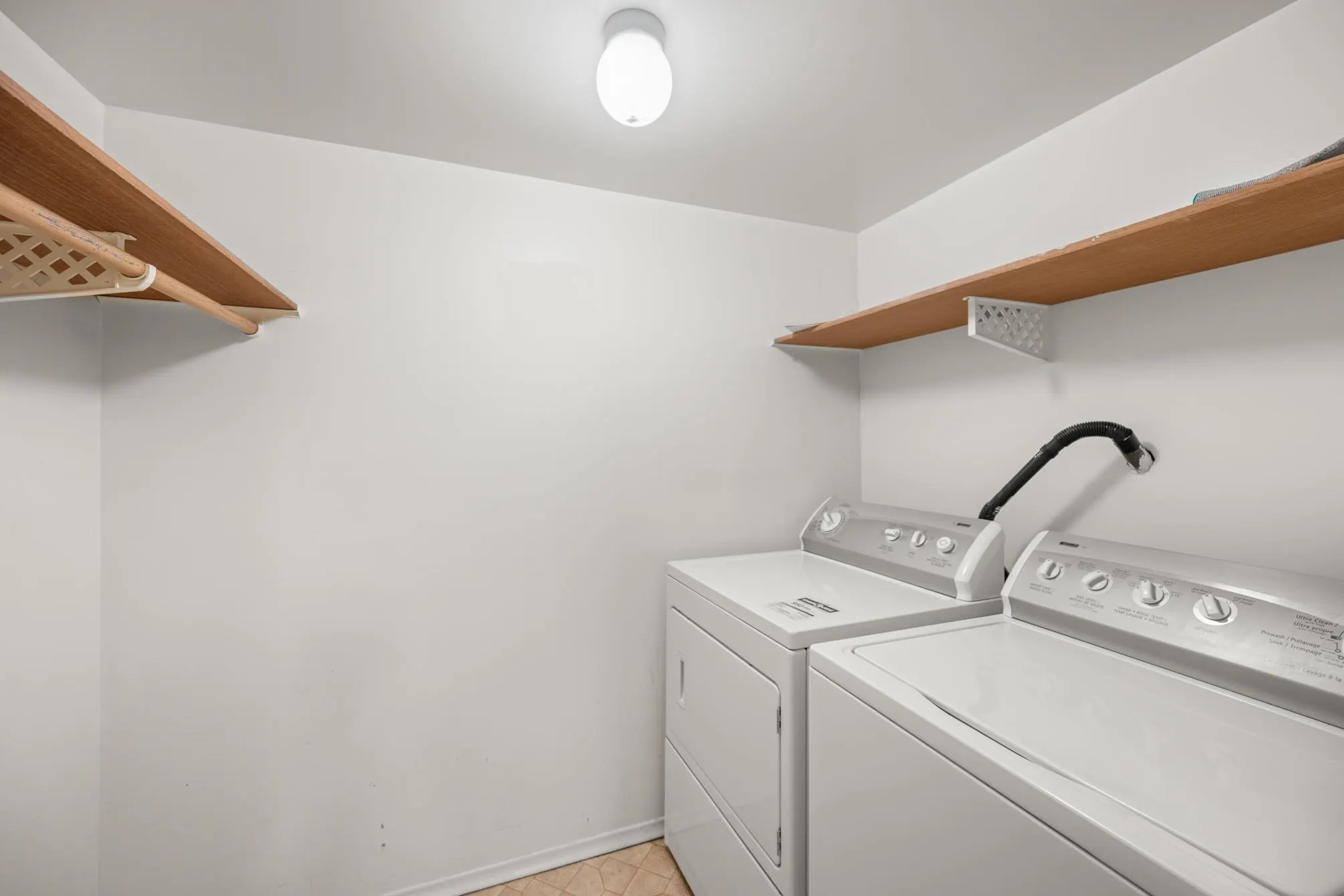 103 1473 Blackwood Street