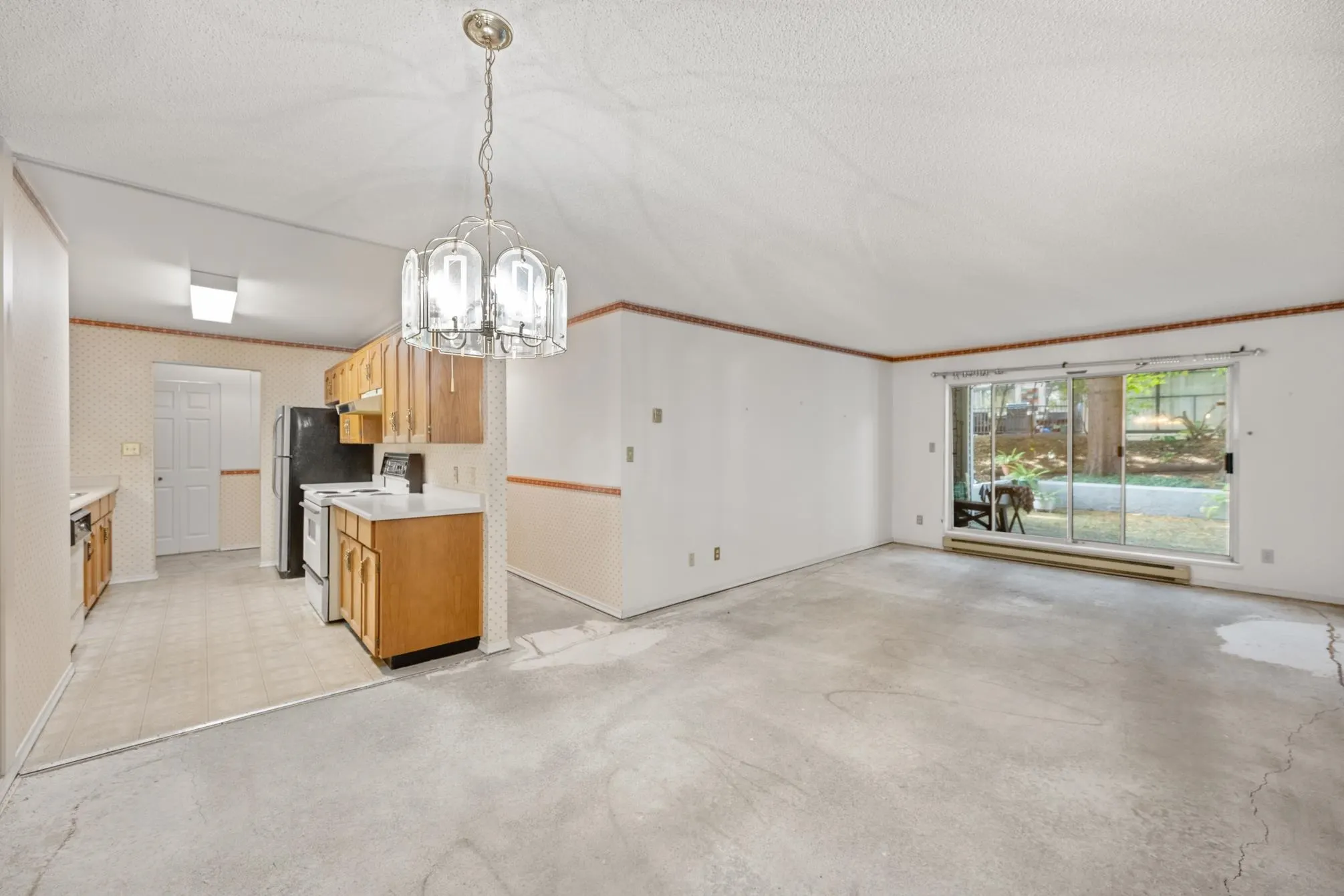 103 1473 Blackwood Street