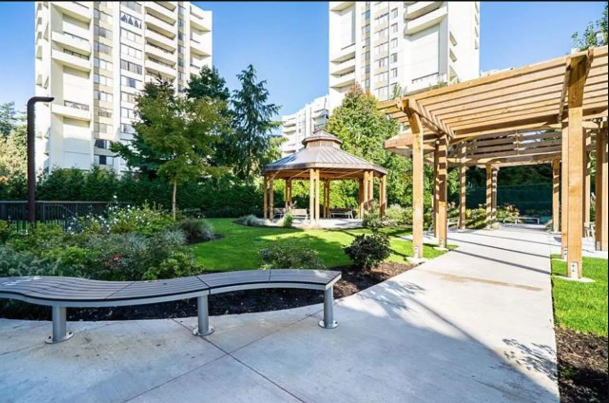 503 6455 Willingdon Avenue