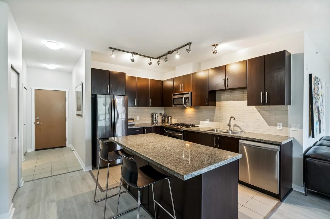 413 701 Klahanie Drive