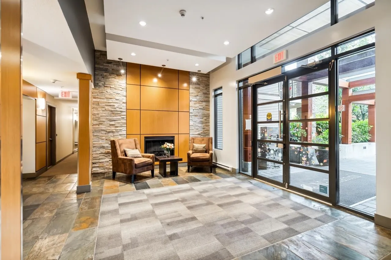 413 701 Klahanie Drive