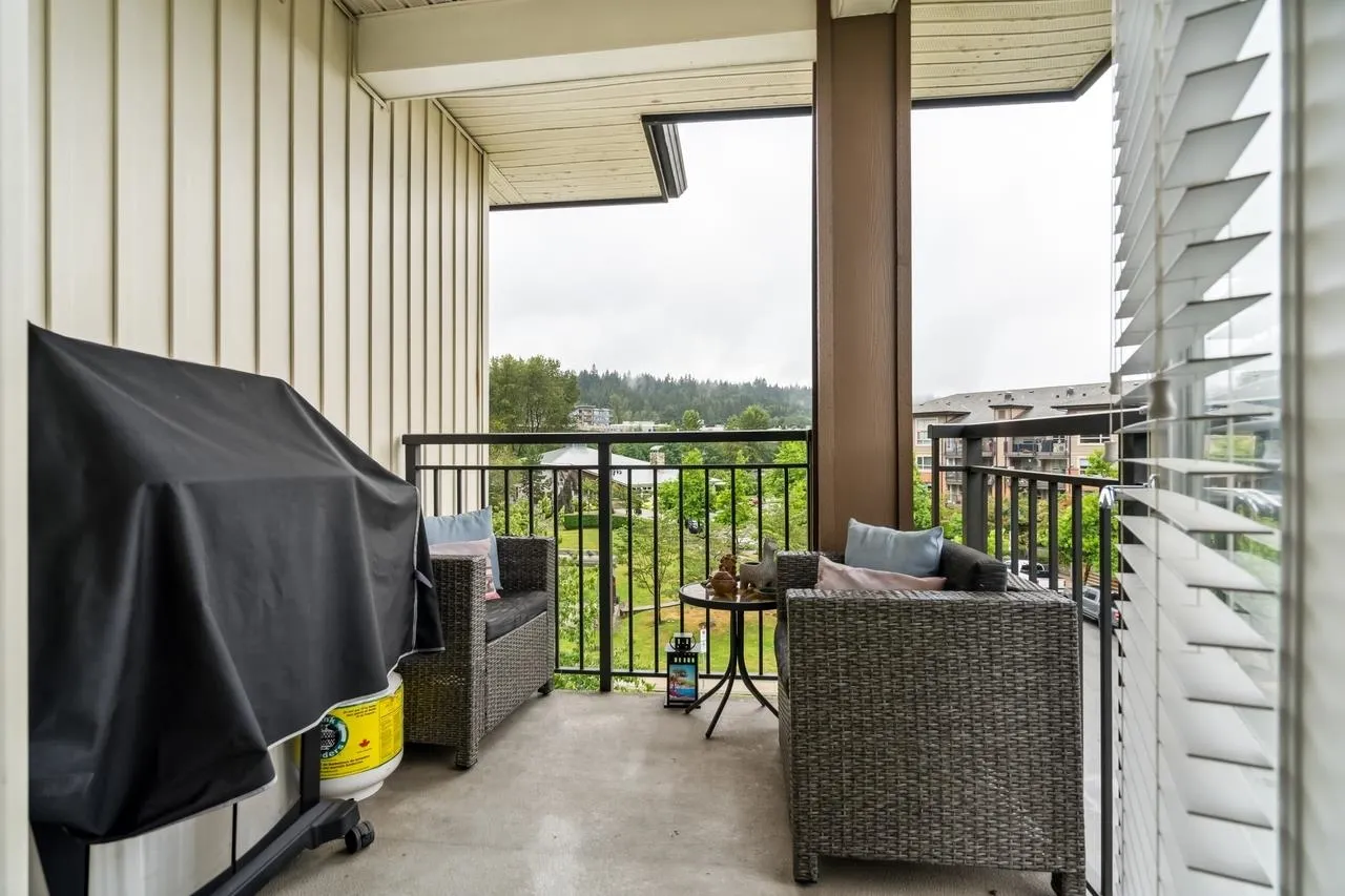 413 701 Klahanie Drive