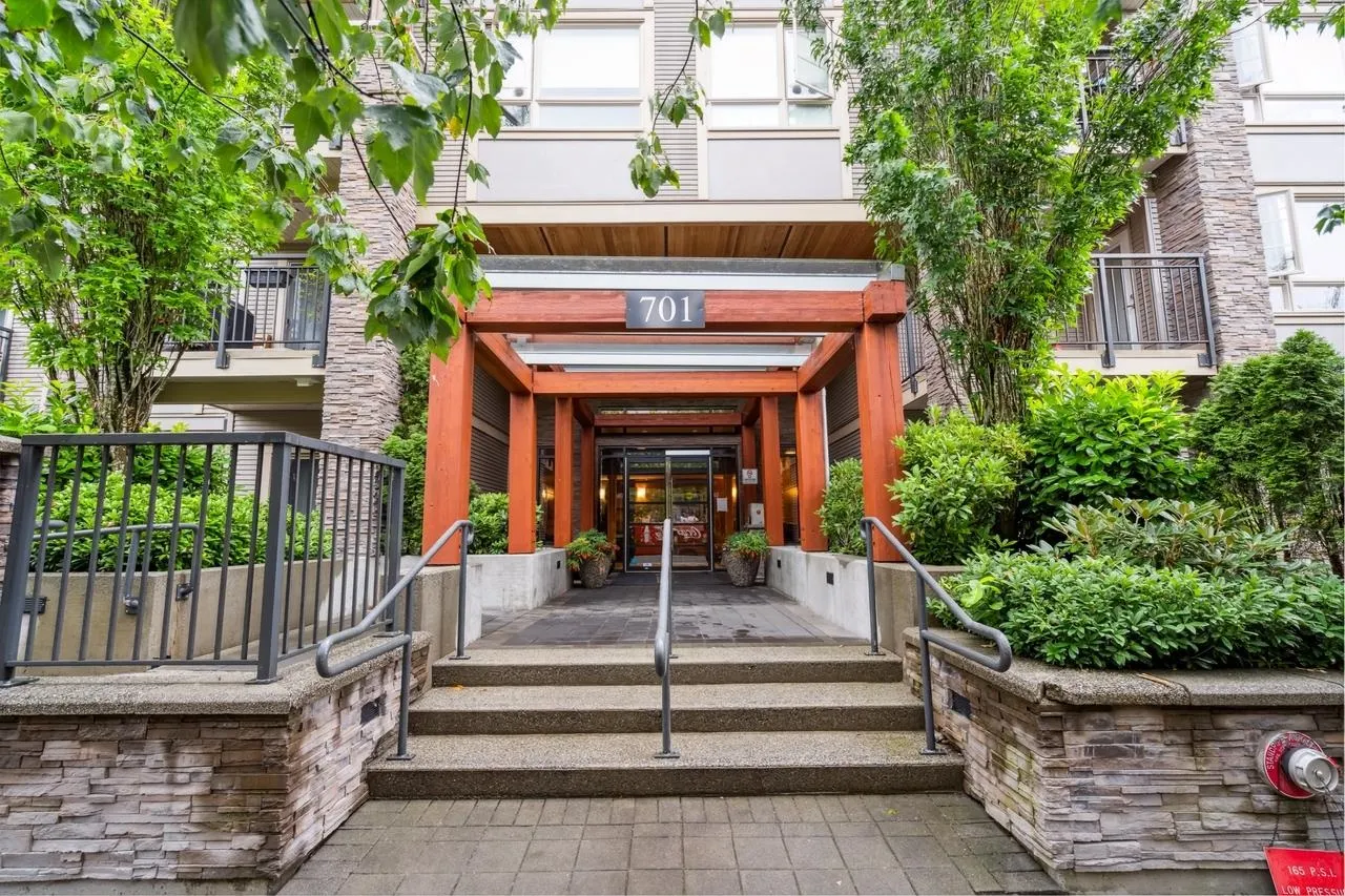 413 701 Klahanie Drive