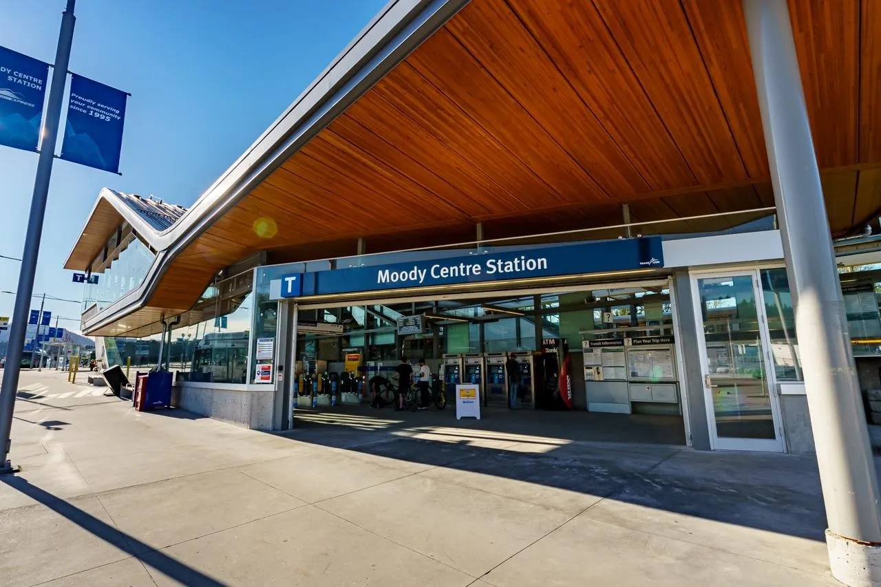 413 701 Klahanie Drive