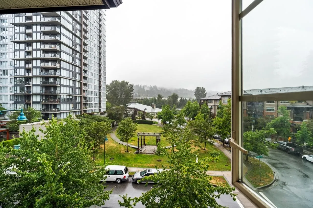 413 701 Klahanie Drive