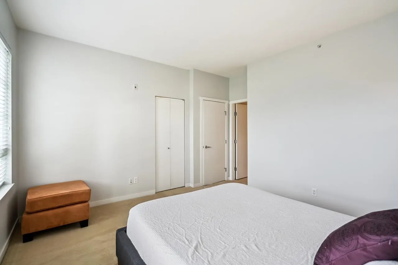 413 701 Klahanie Drive