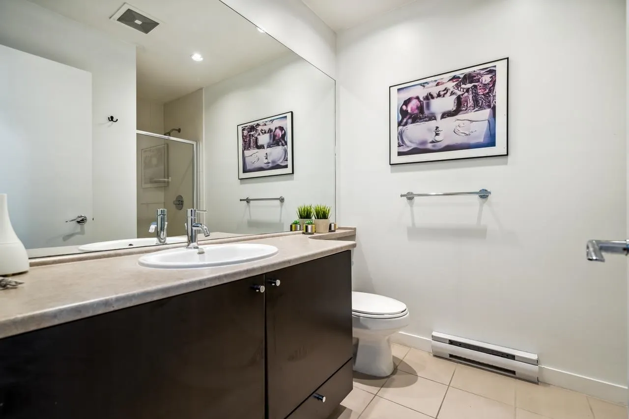 413 701 Klahanie Drive