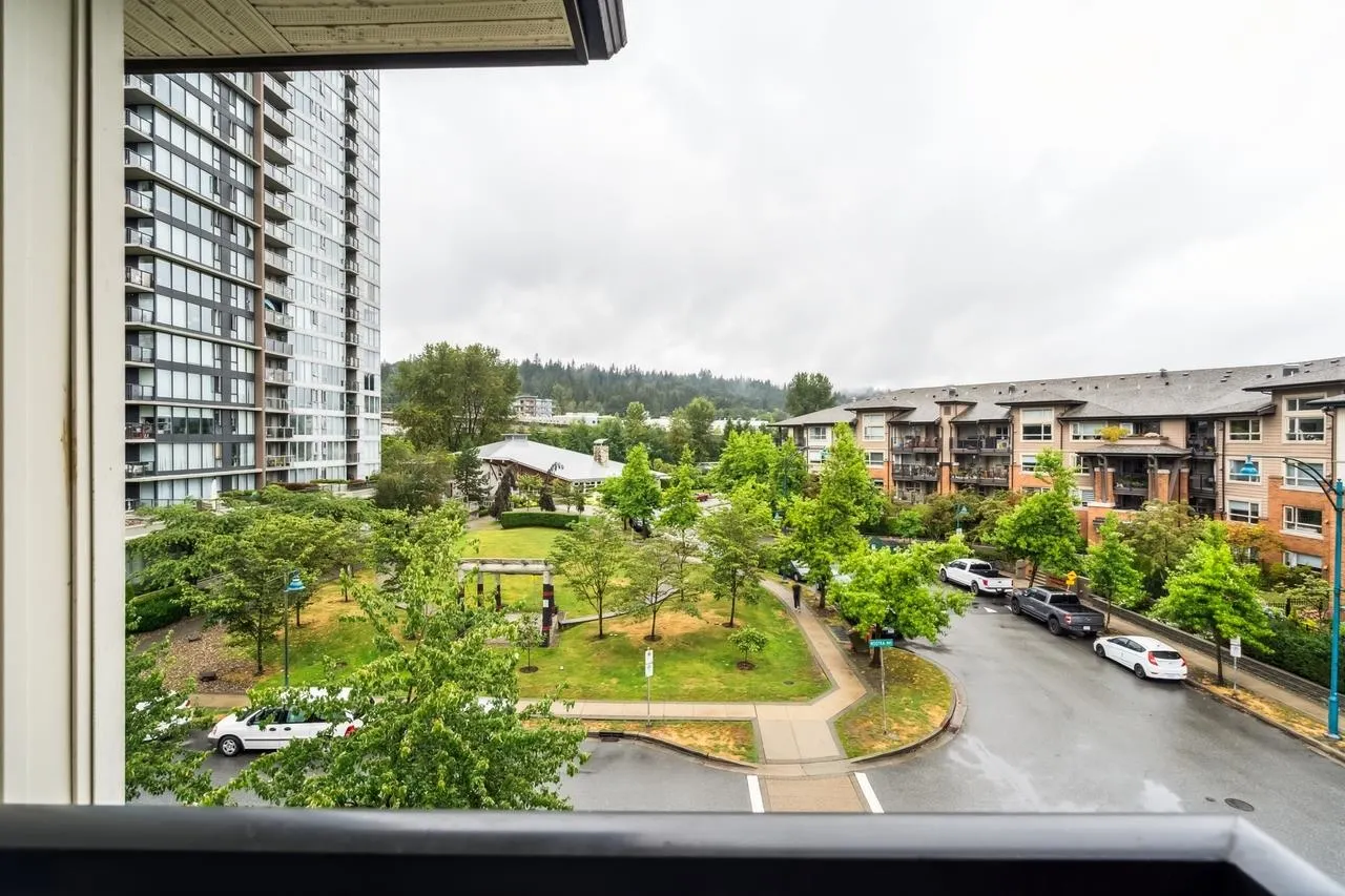 413 701 Klahanie Drive