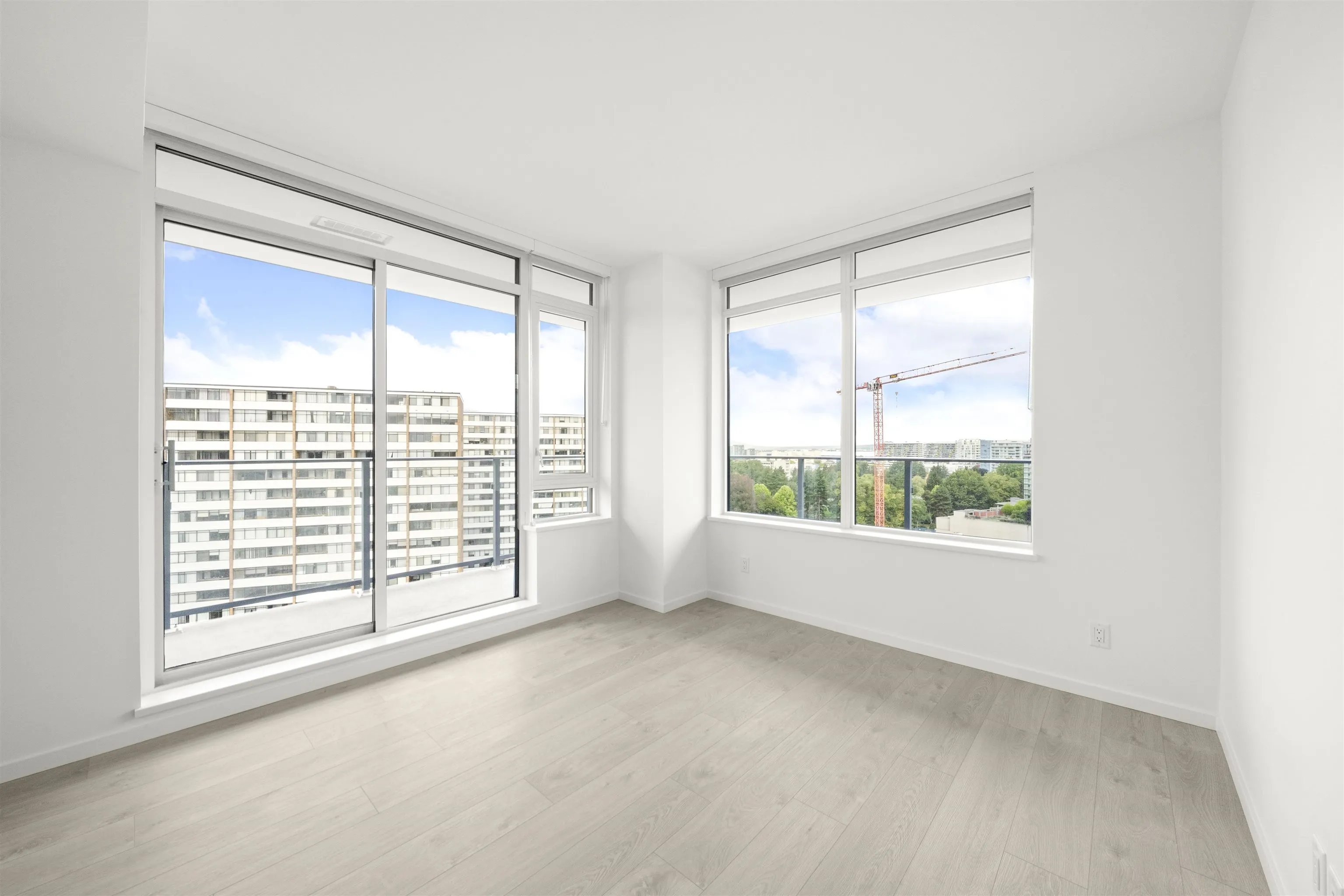 1201 6500 Minoru Boulevard