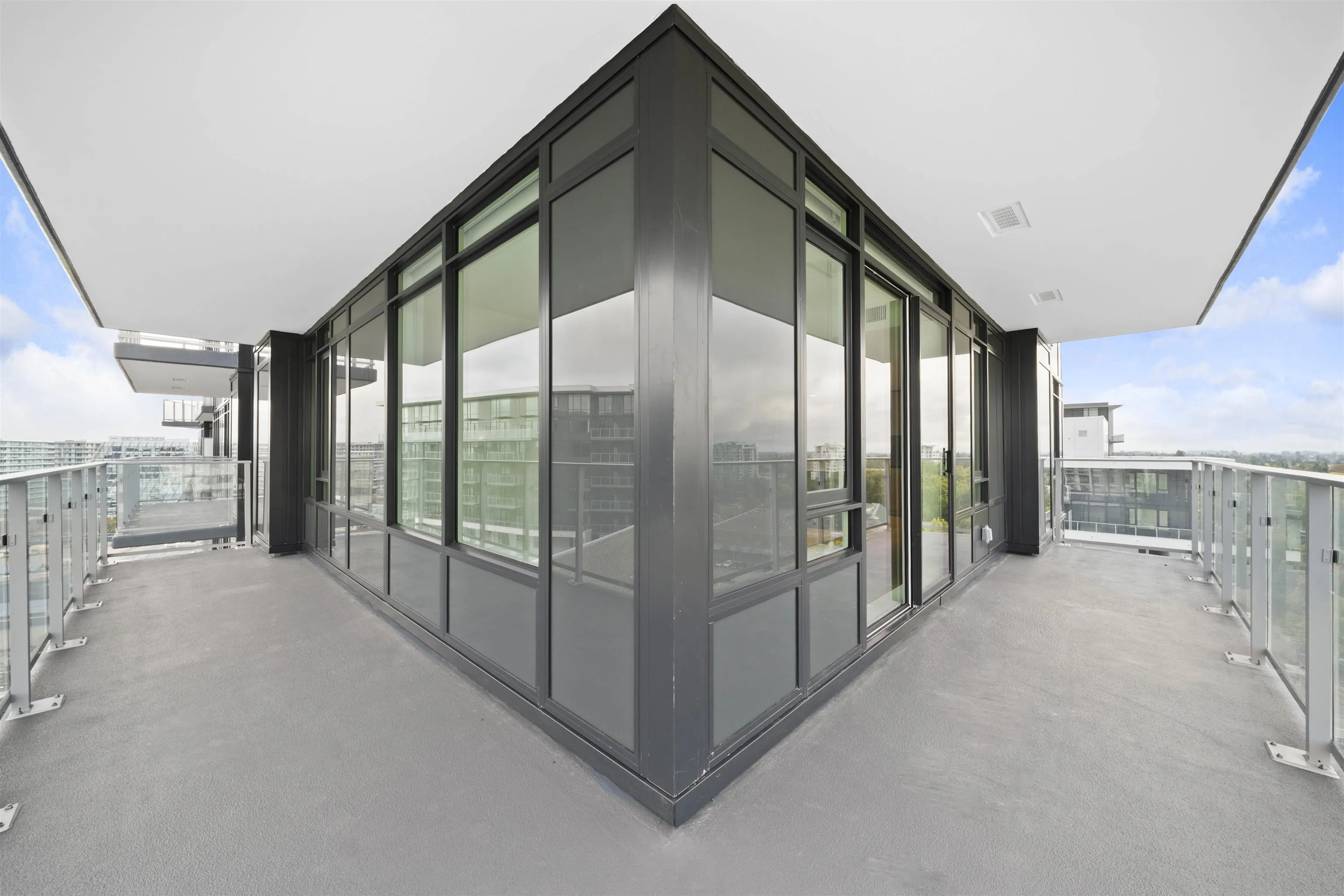 1201 6500 Minoru Boulevard