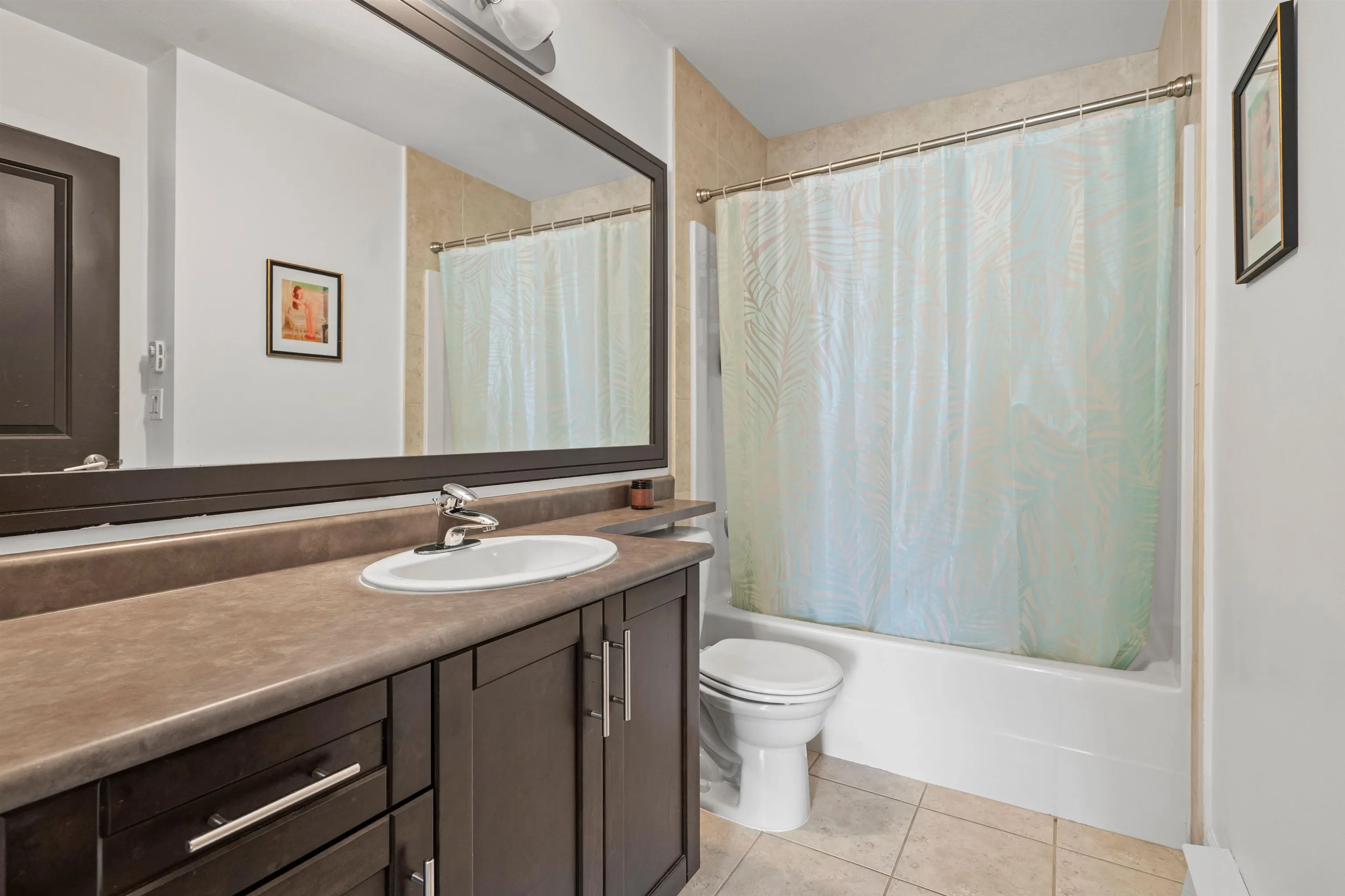 216 46262 First Avenue