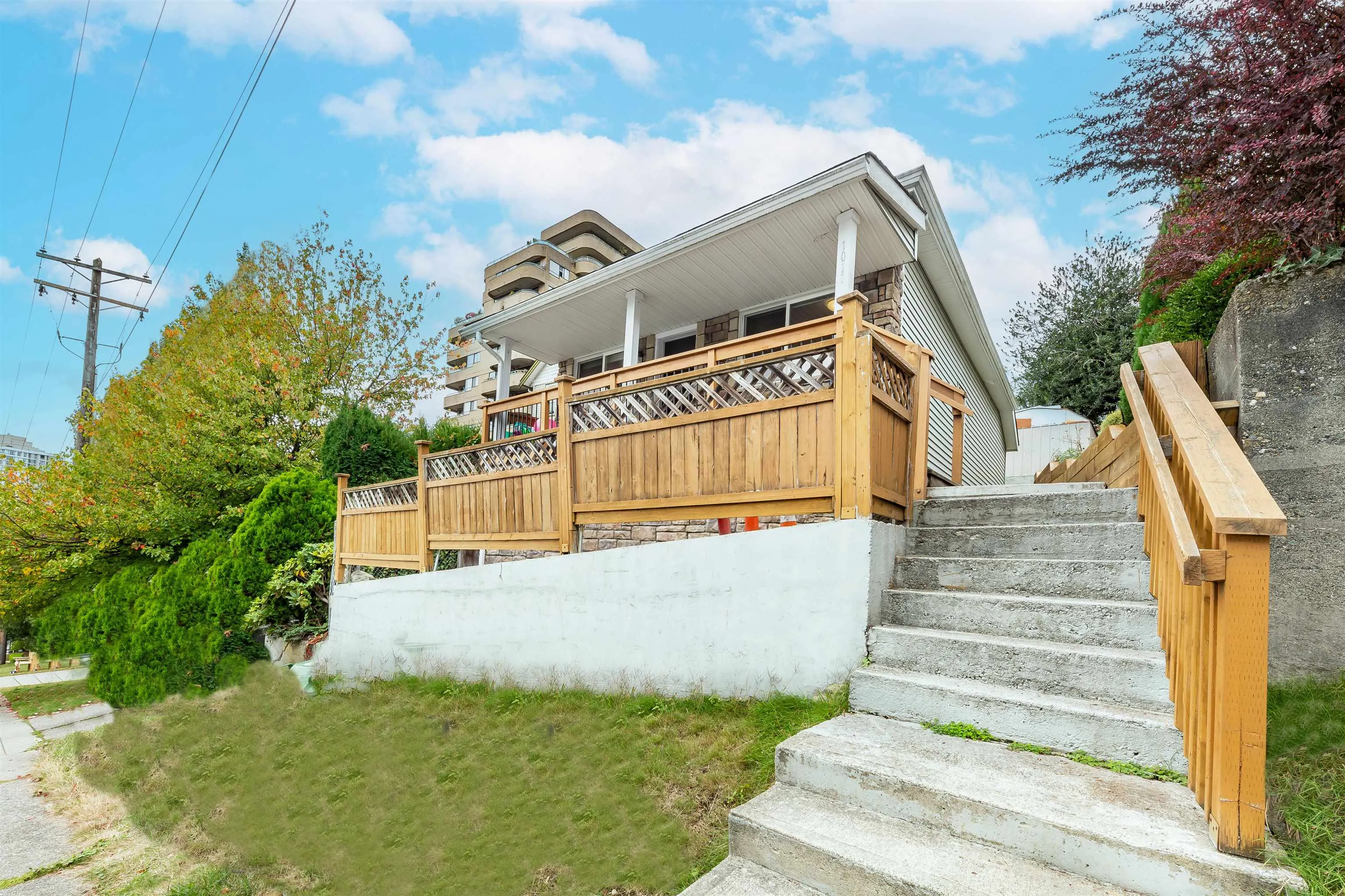 1011 Auckland Street