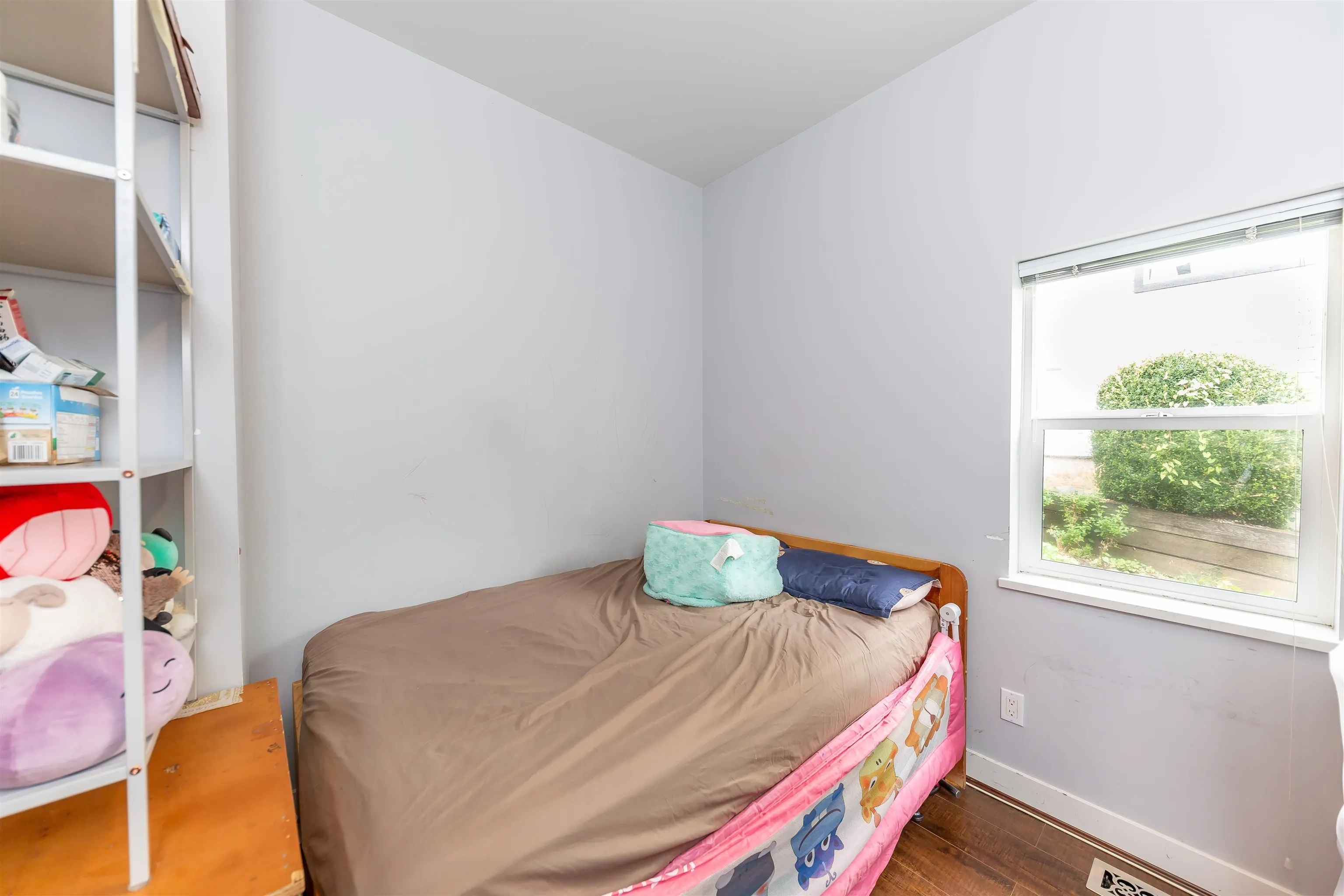 1011 Auckland Street