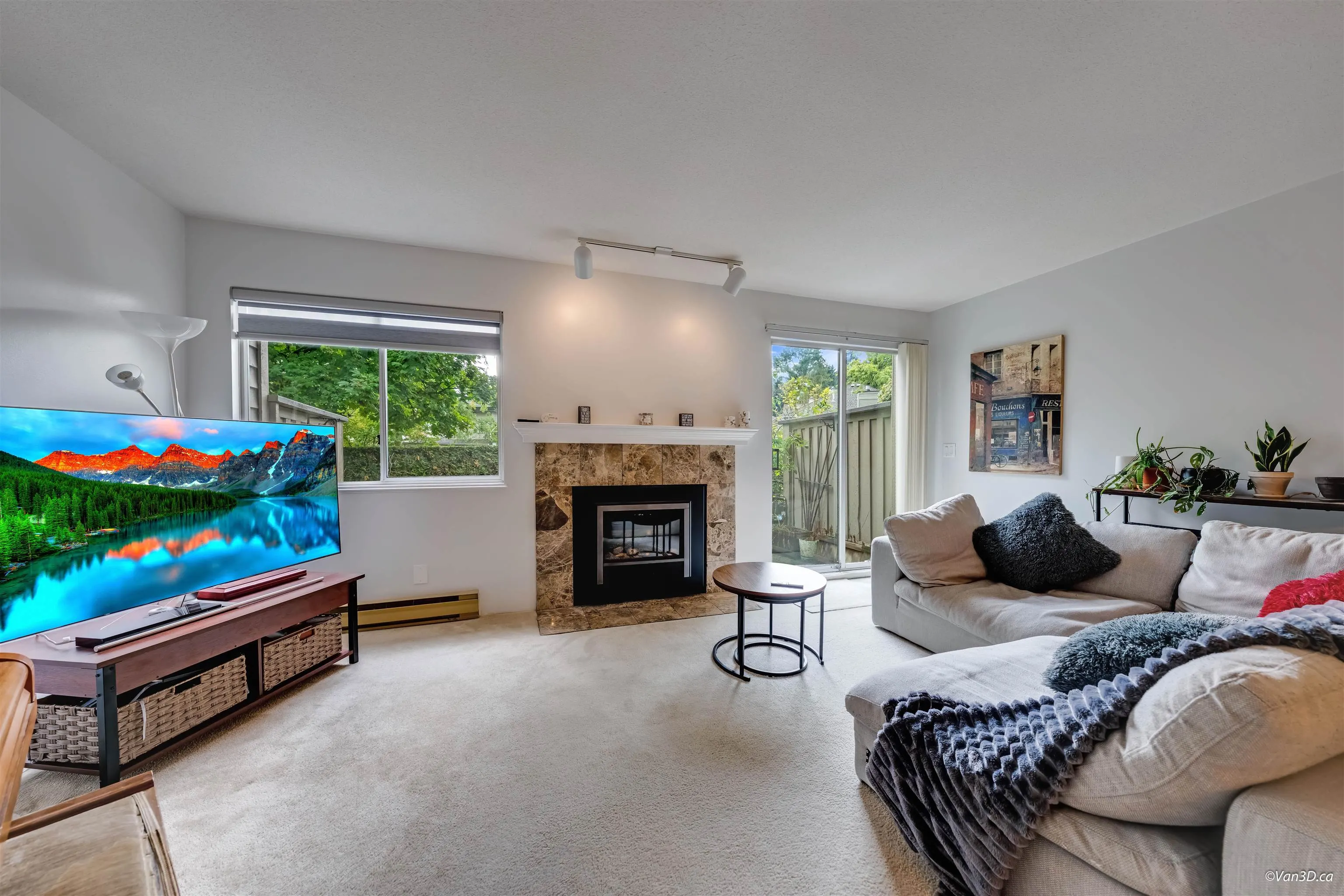808 Roche Point Drive