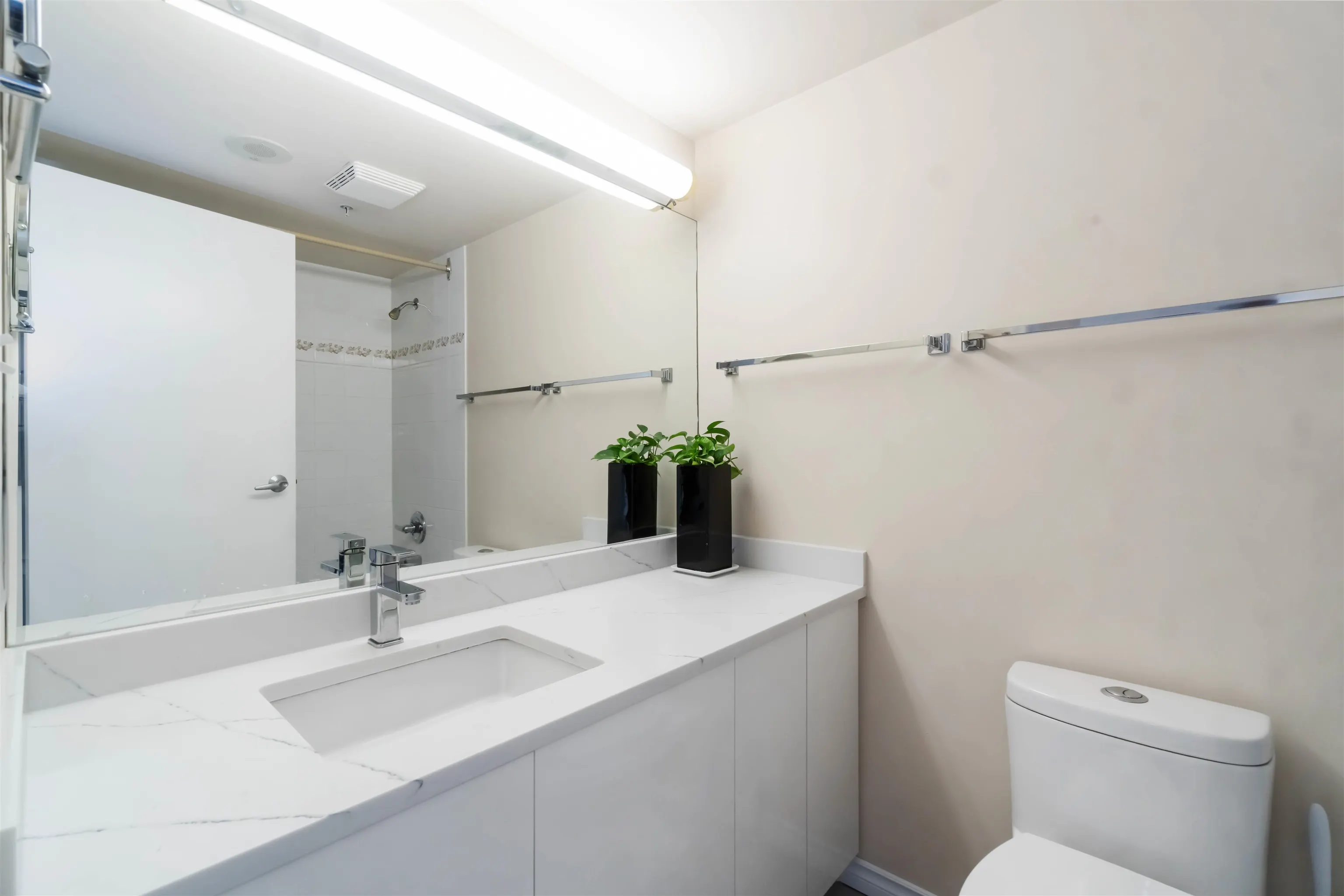 1307 5911 Alderbridge Way