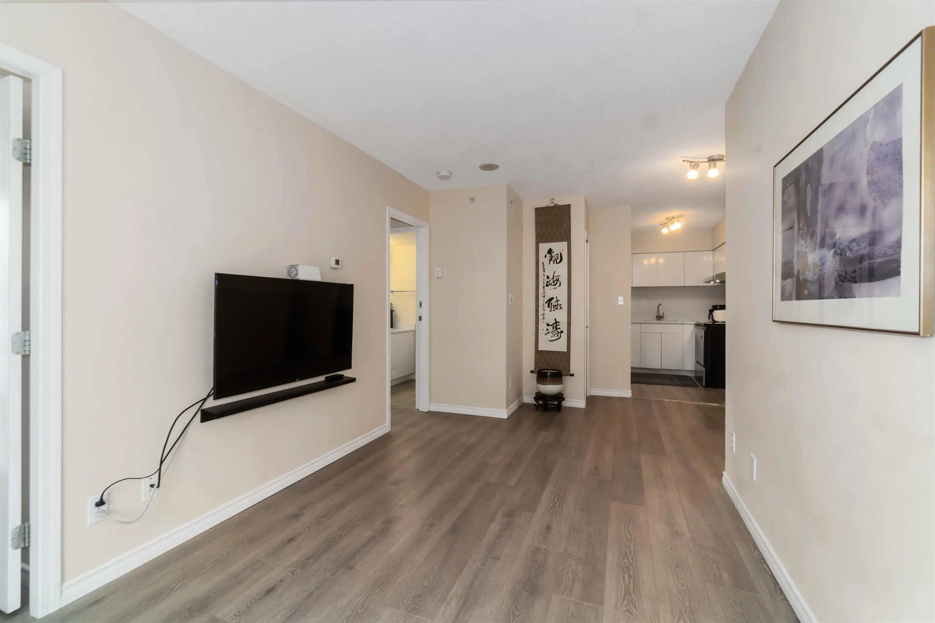 1307 5911 Alderbridge Way