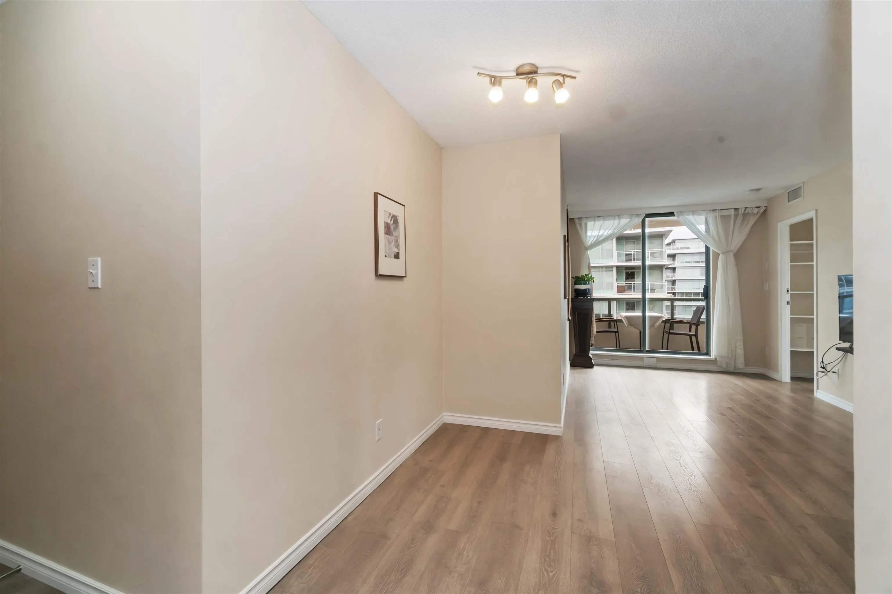 1307 5911 Alderbridge Way