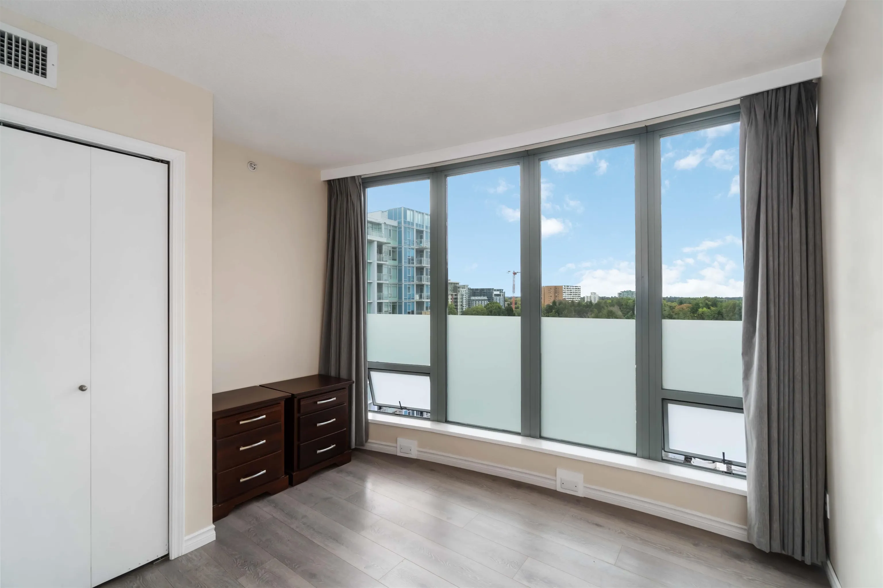 1307 5911 Alderbridge Way