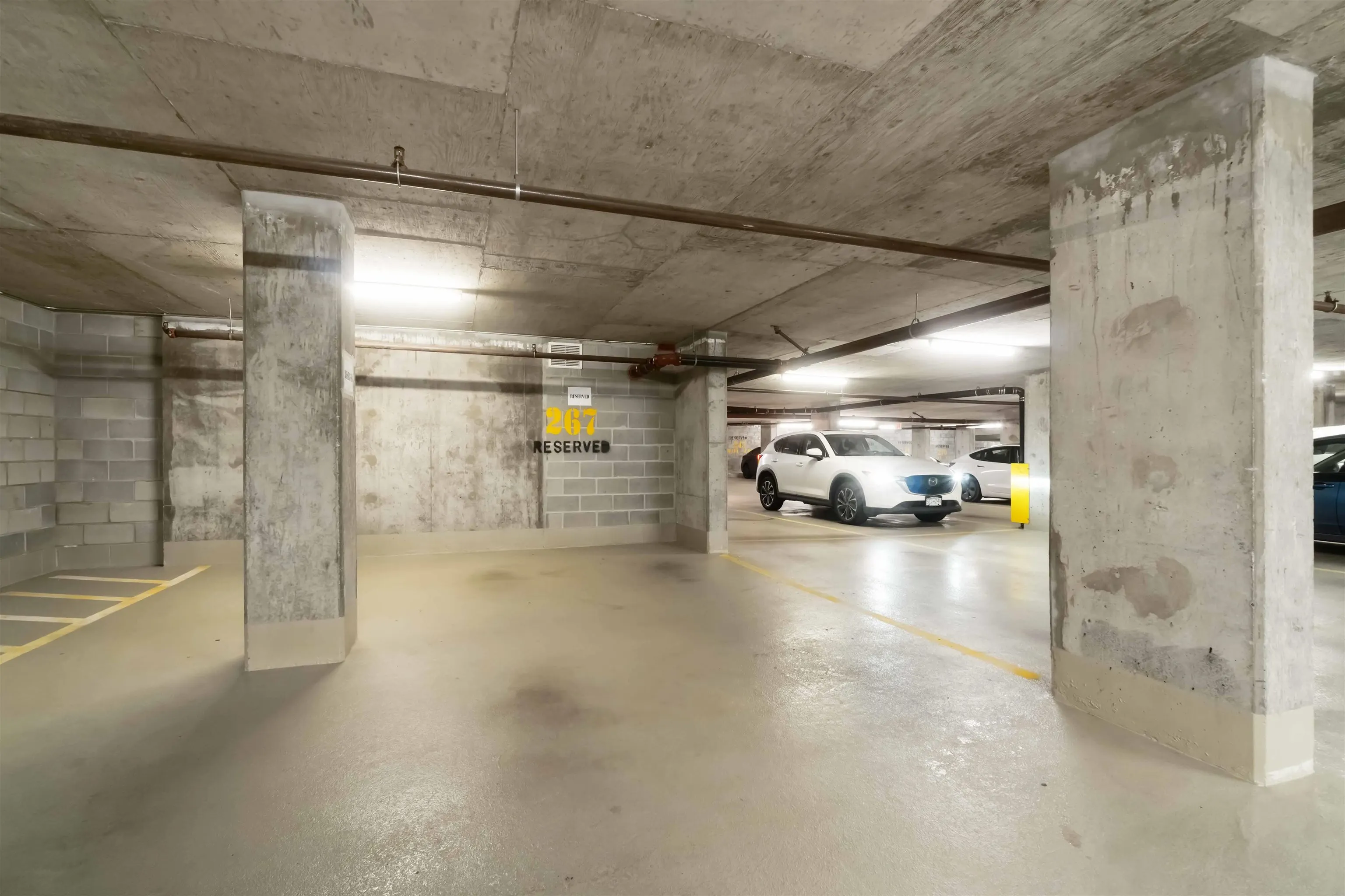 1307 5911 Alderbridge Way