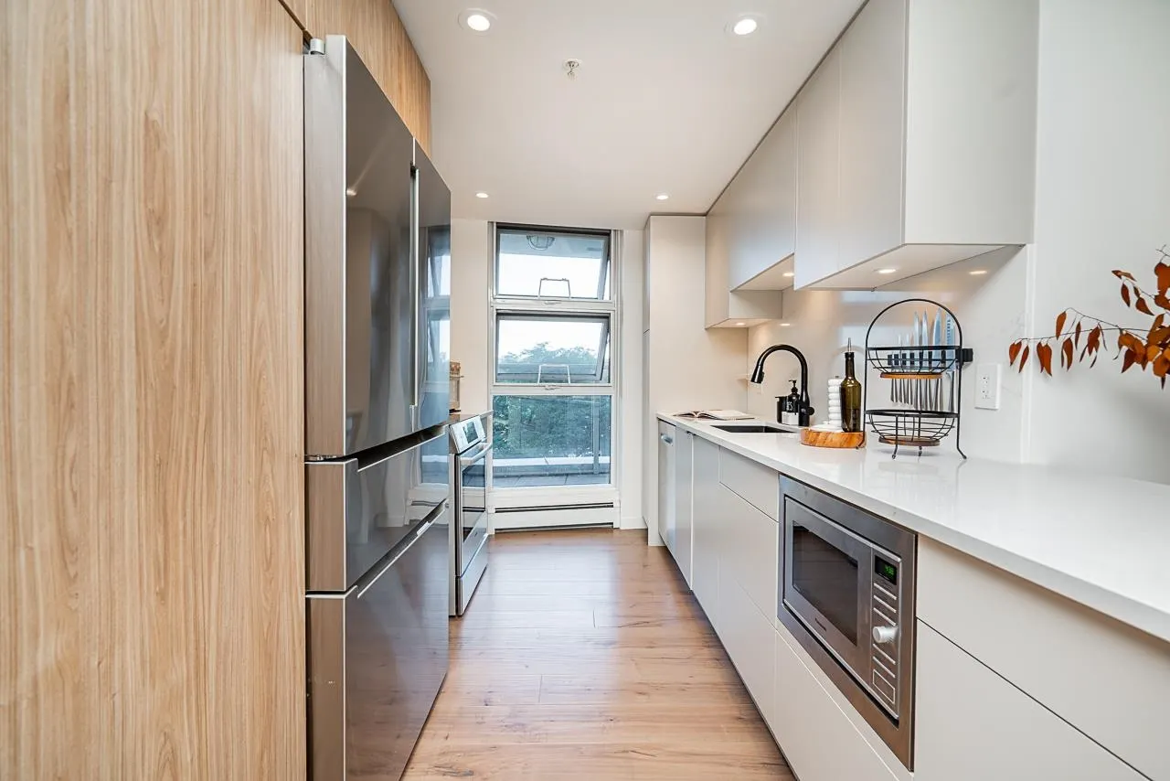 603 1318 Homer Street