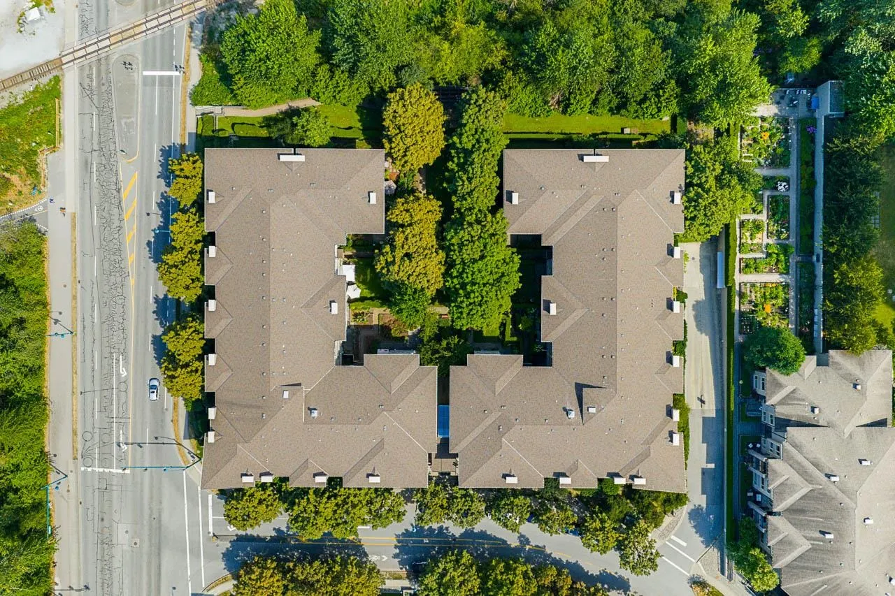 217 801 Klahanie Drive