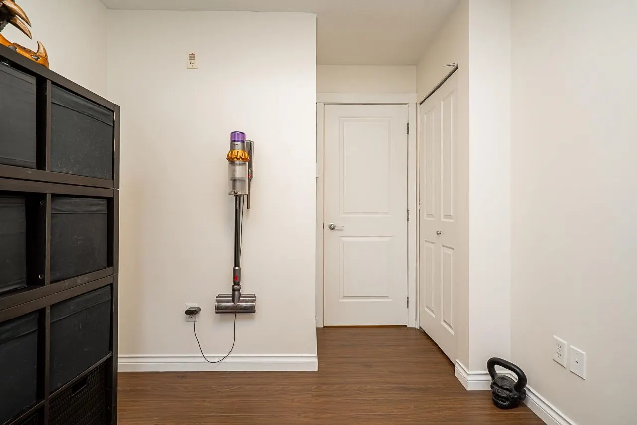 217 801 Klahanie Drive