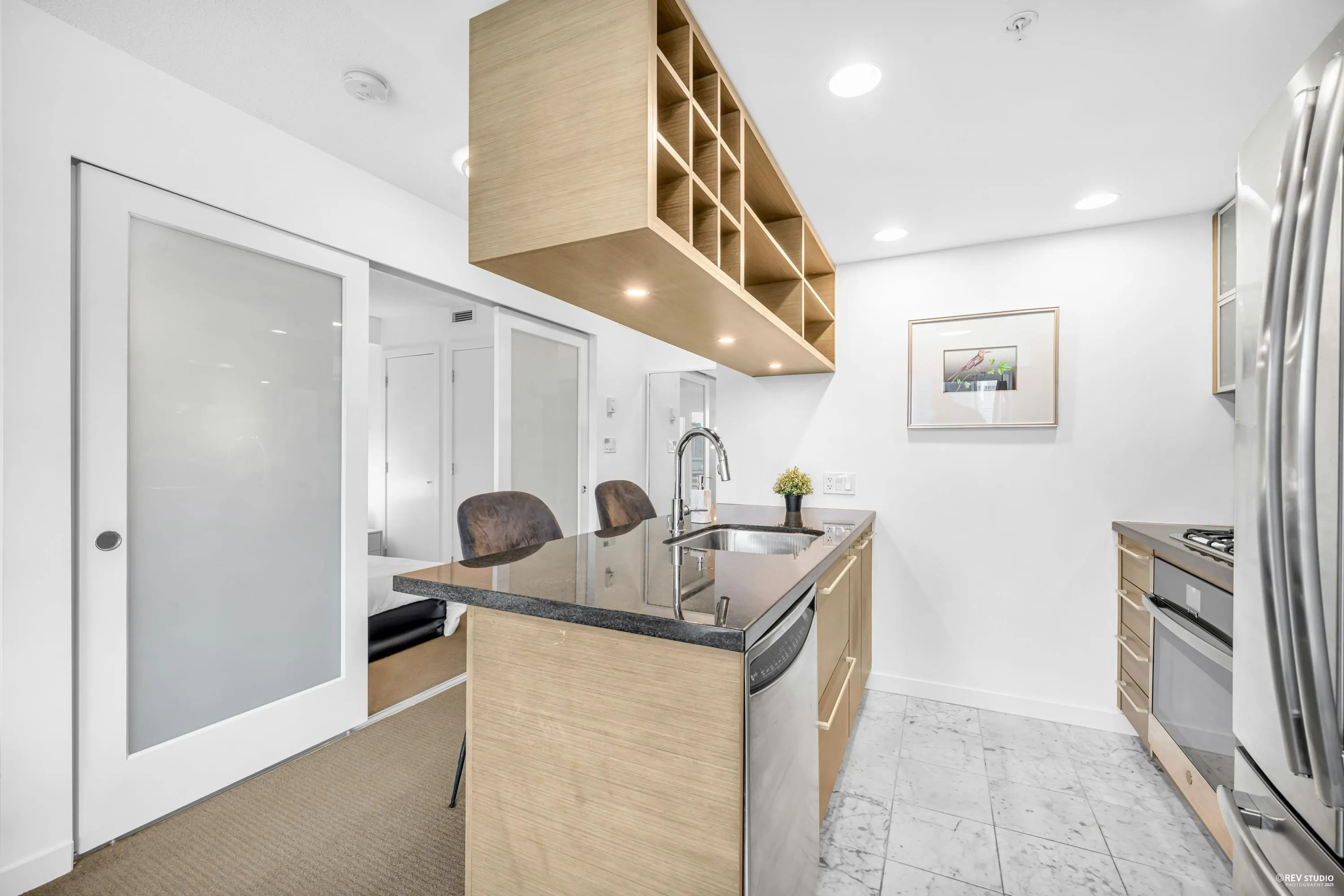 1210 833 Seymour Street