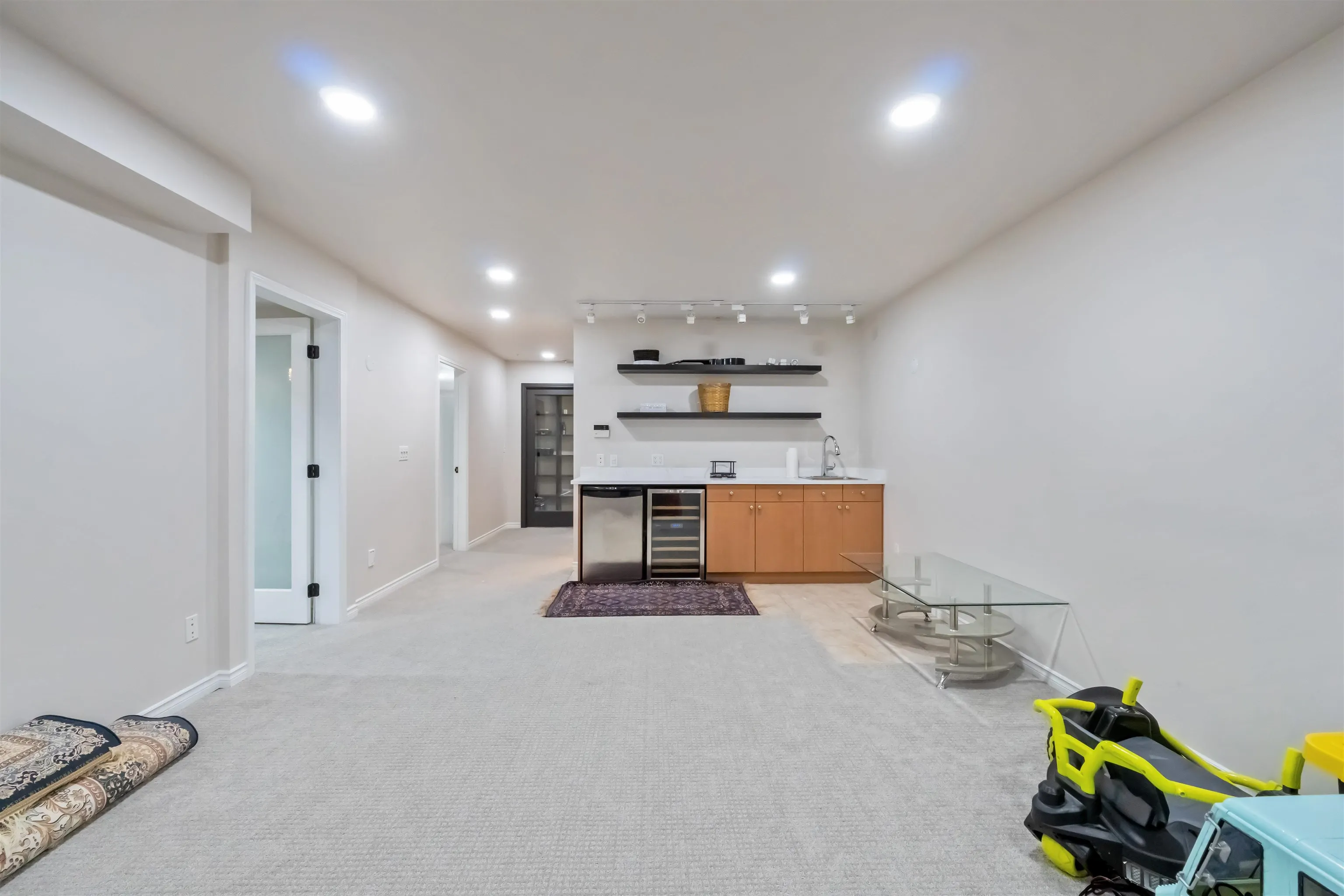 43 16655 64 Avenue