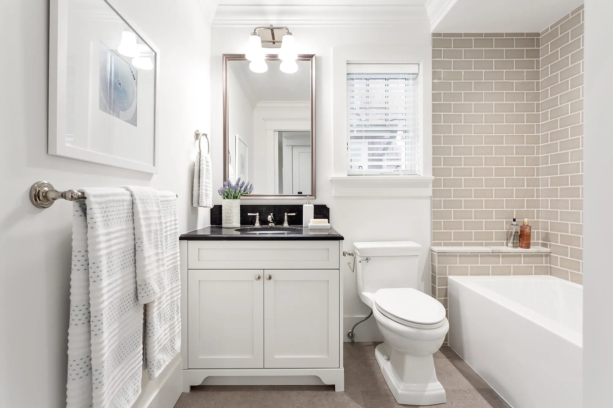 201 1785 W 16th Avenue