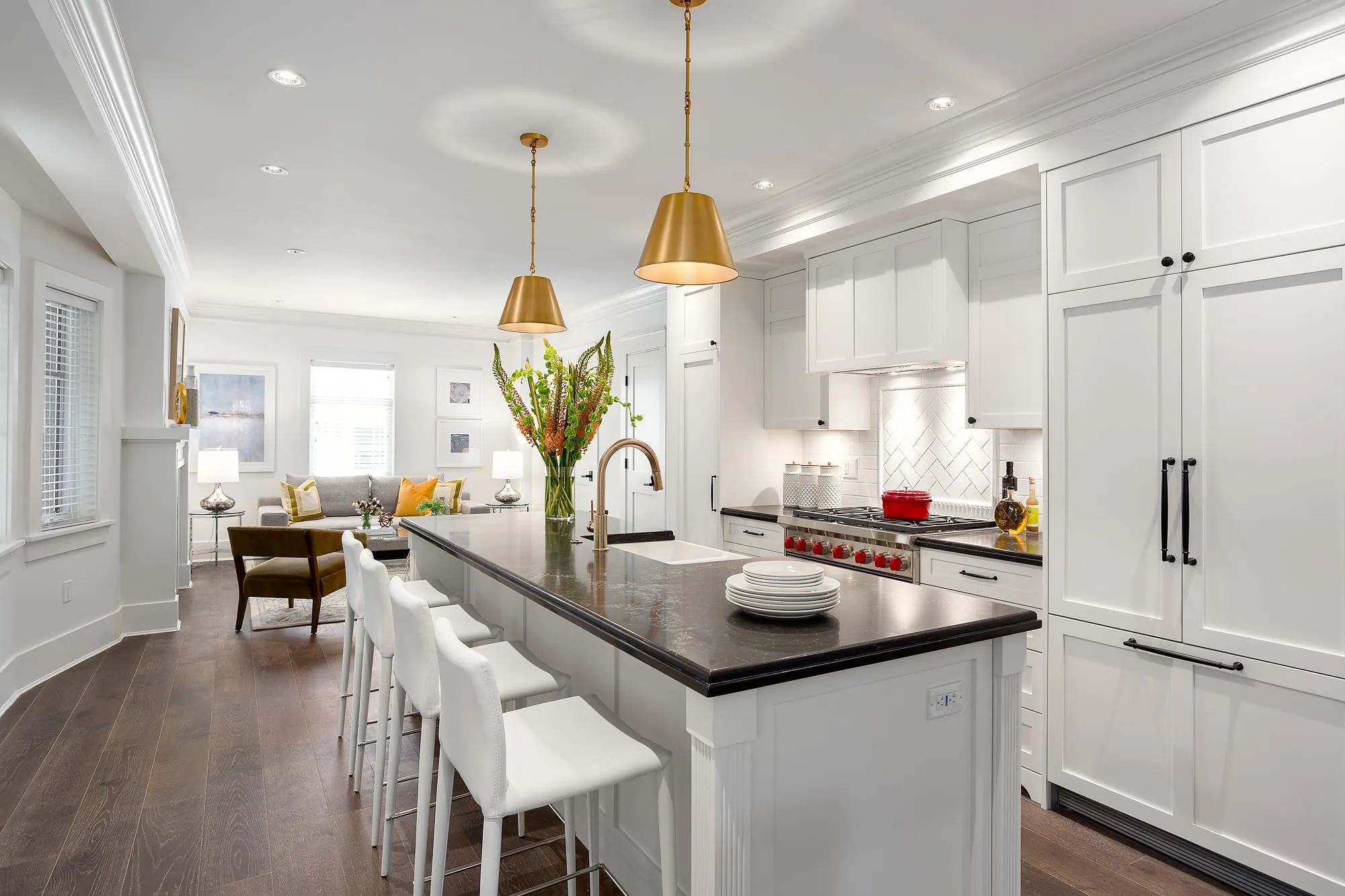 201 1785 W 16th Avenue