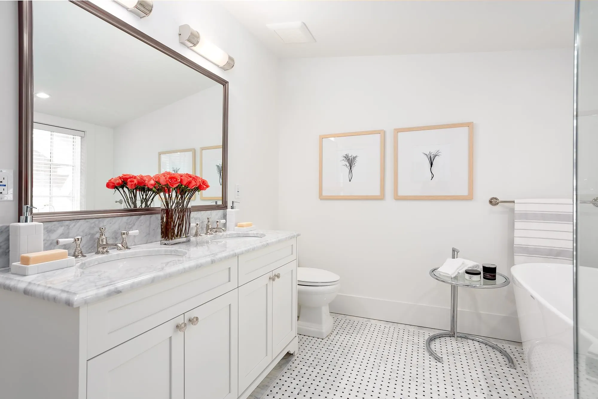 201 1785 W 16th Avenue