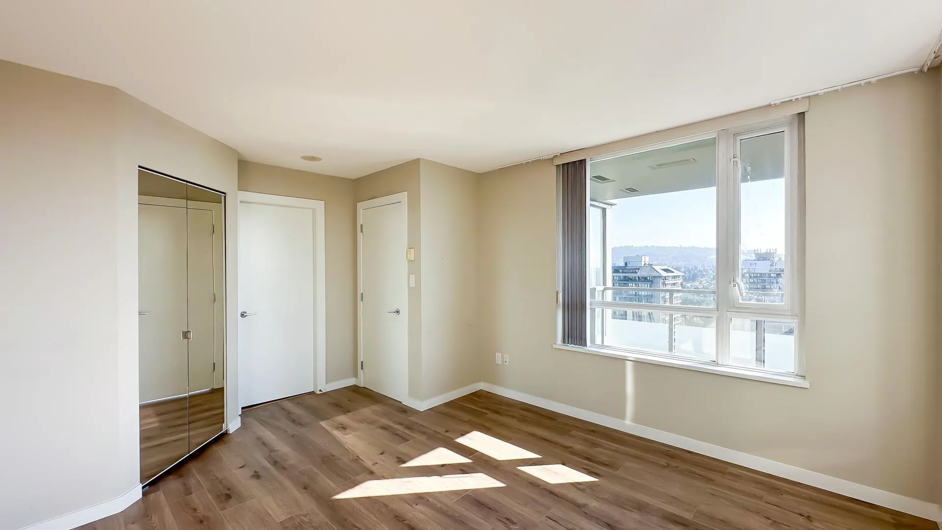 2307 4888 Brentwood Drive