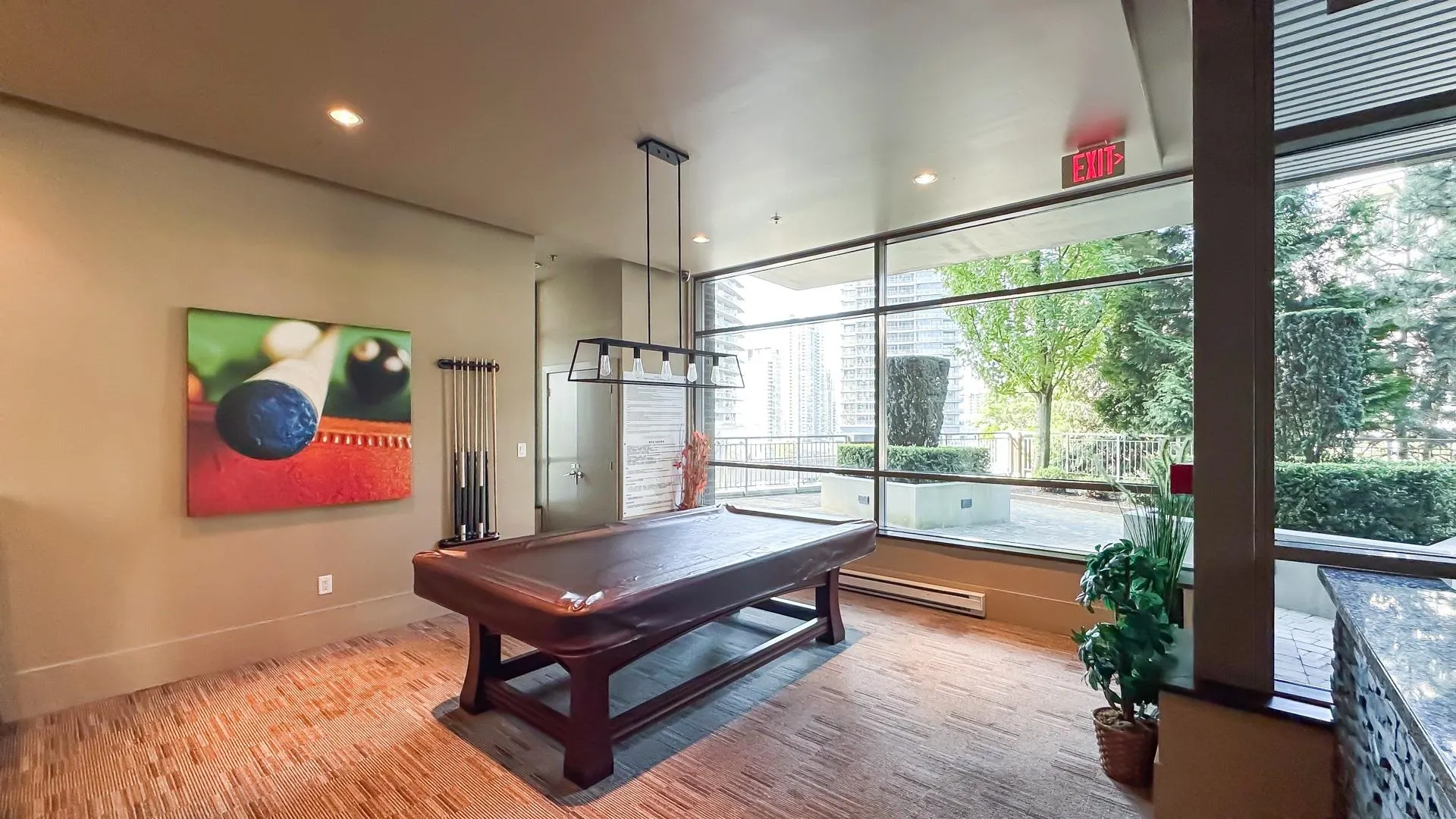 2307 4888 Brentwood Drive