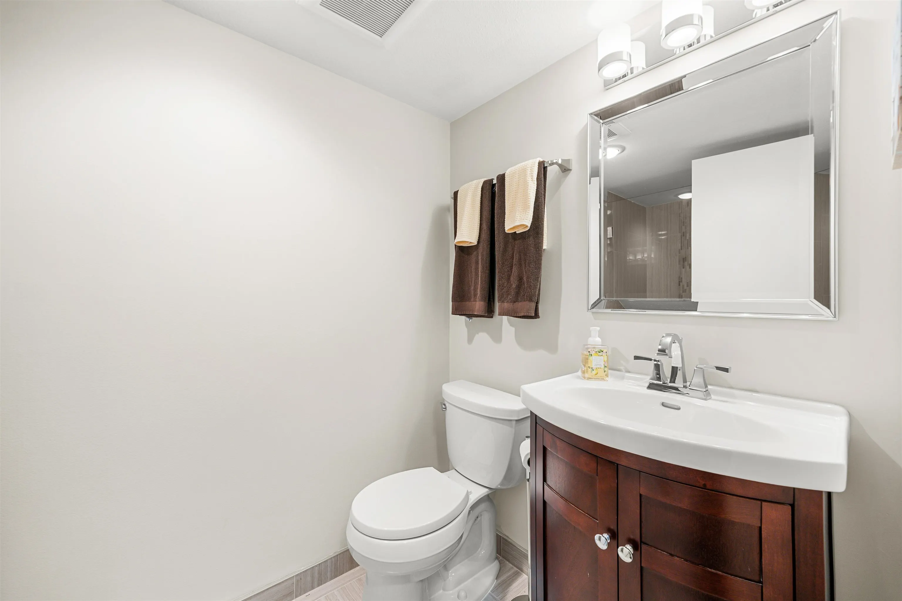 404 71 Jamieson Court