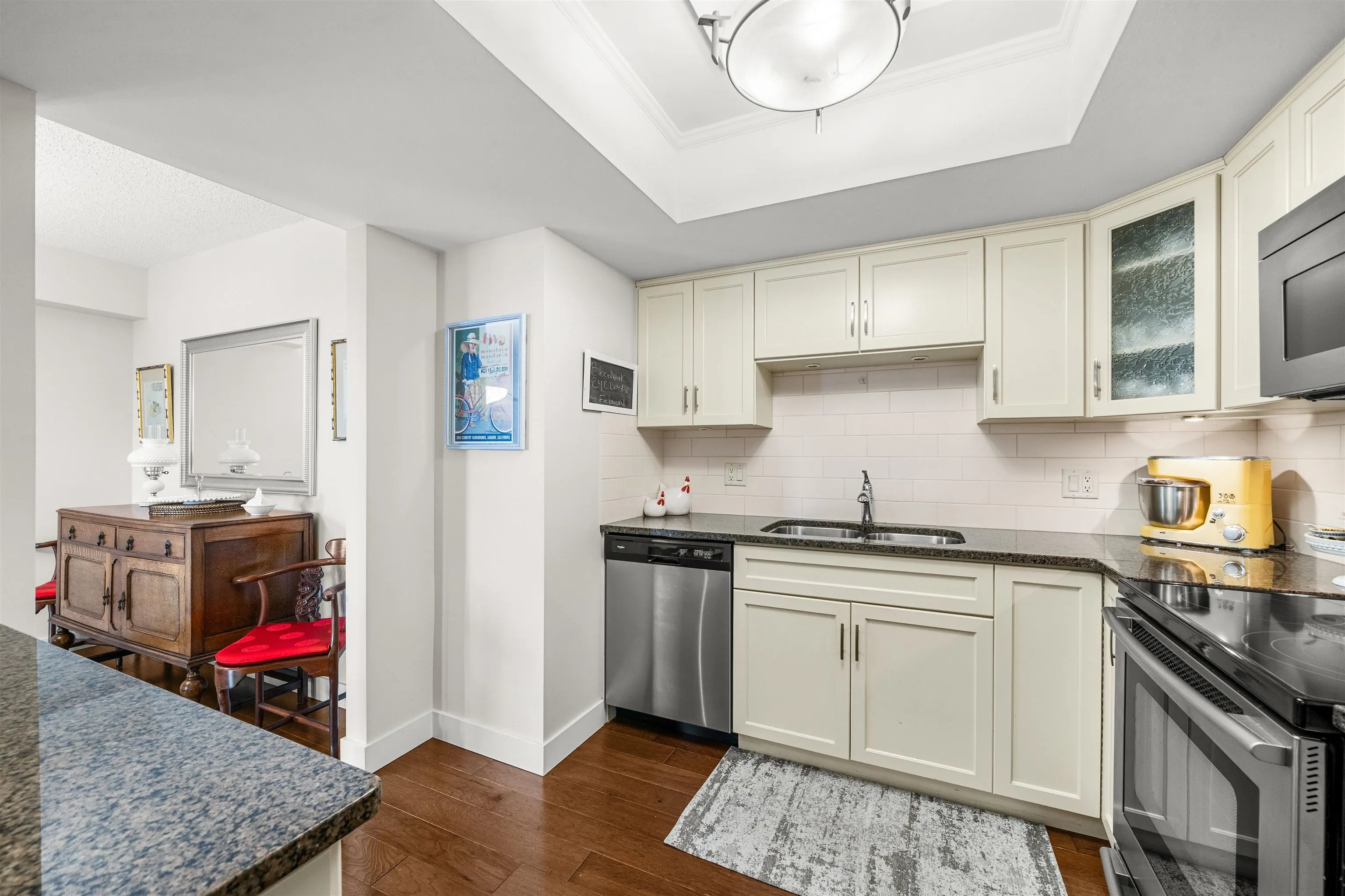 404 71 Jamieson Court