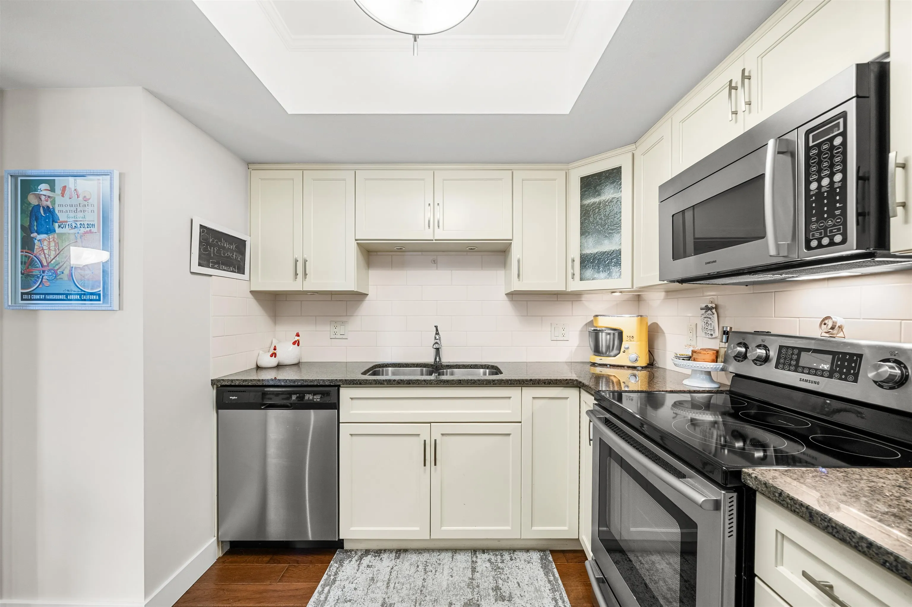 404 71 Jamieson Court