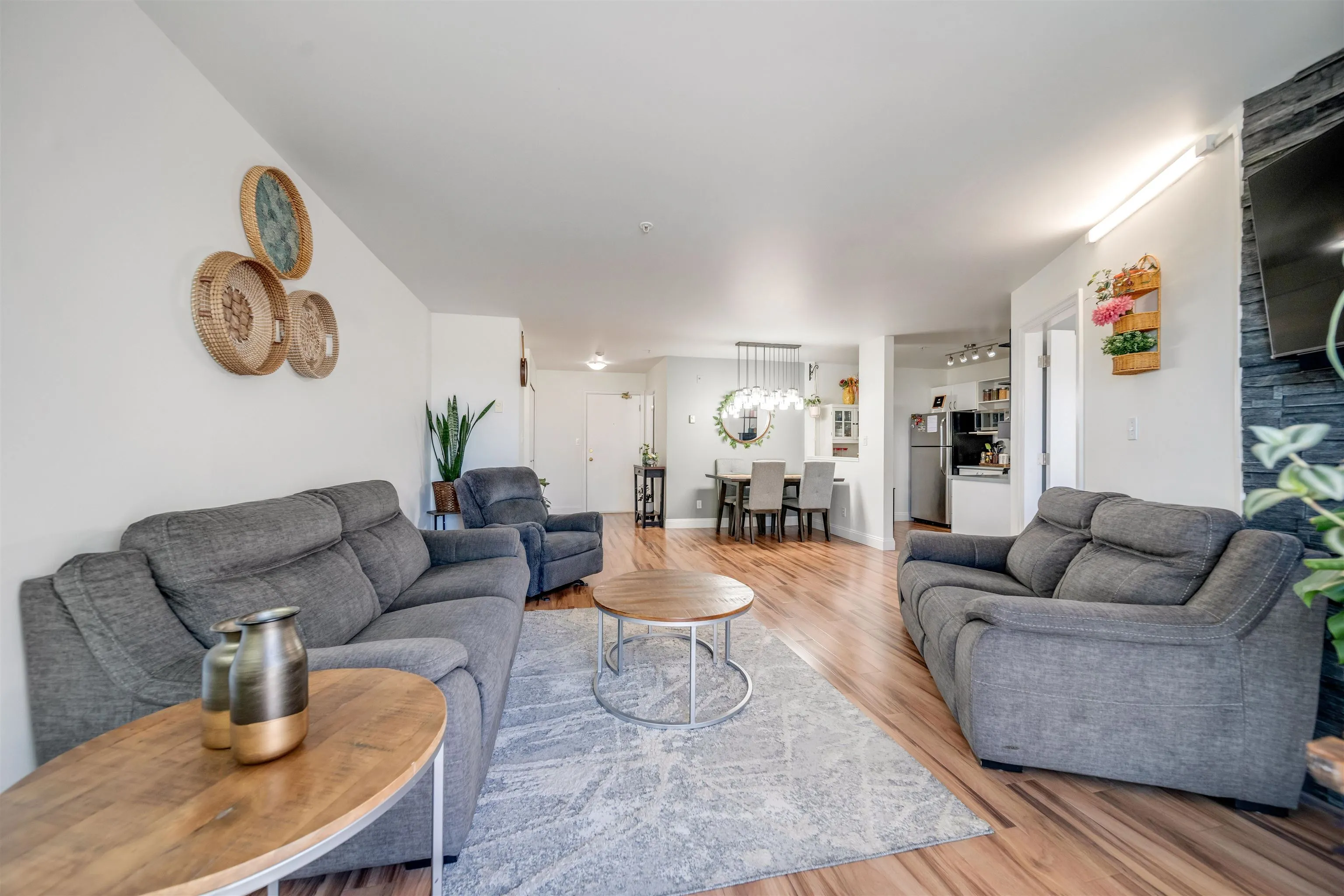 401 12110 80 Avenue